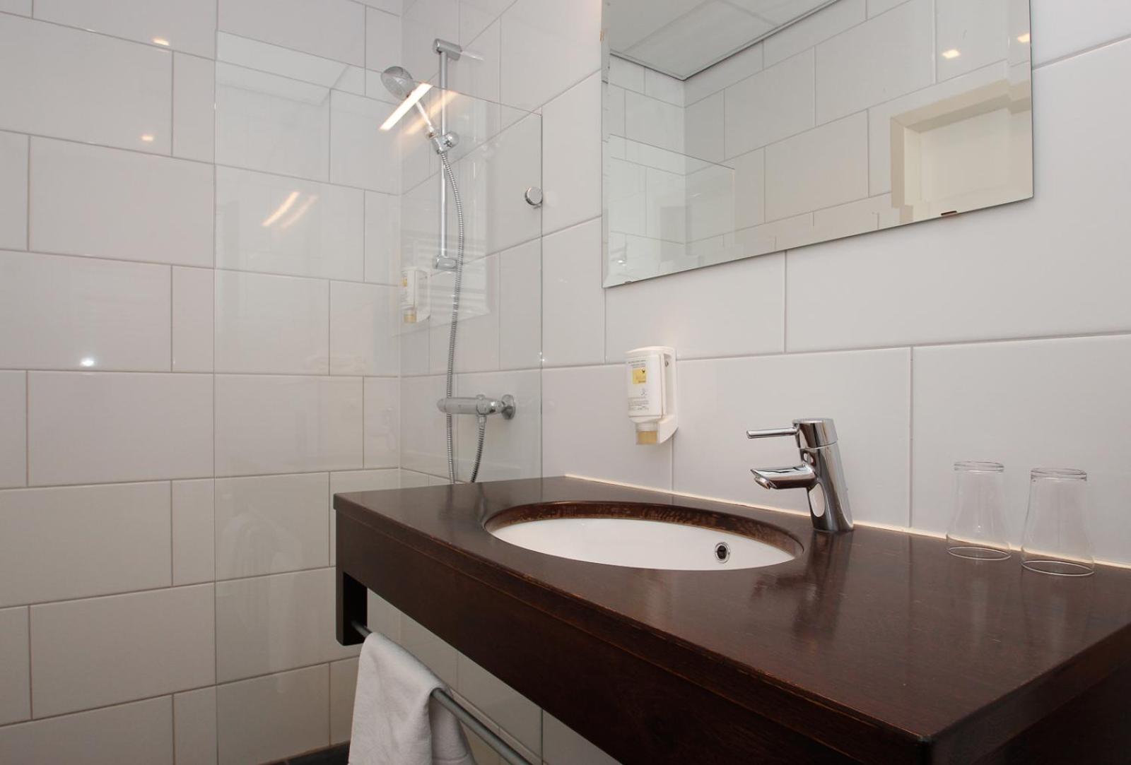 Double Room - Photo 6