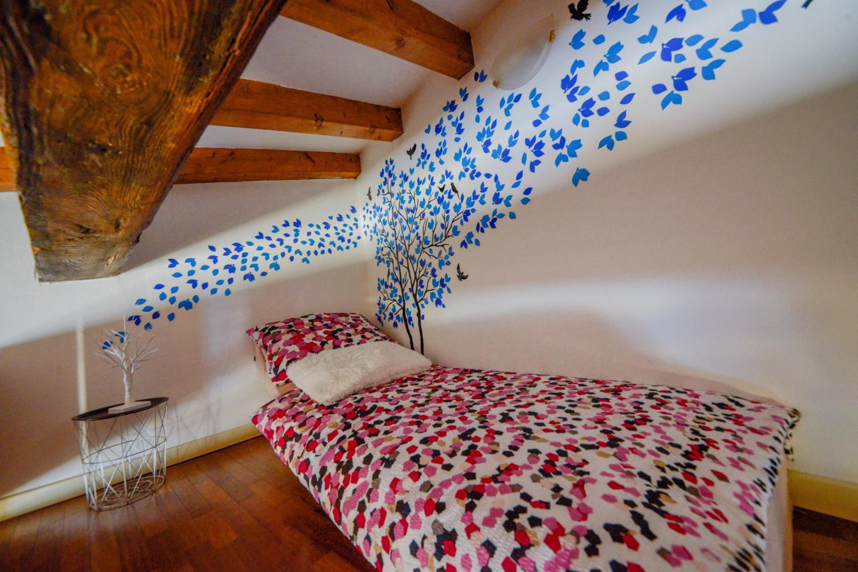 Studio Apartment - Photo 3