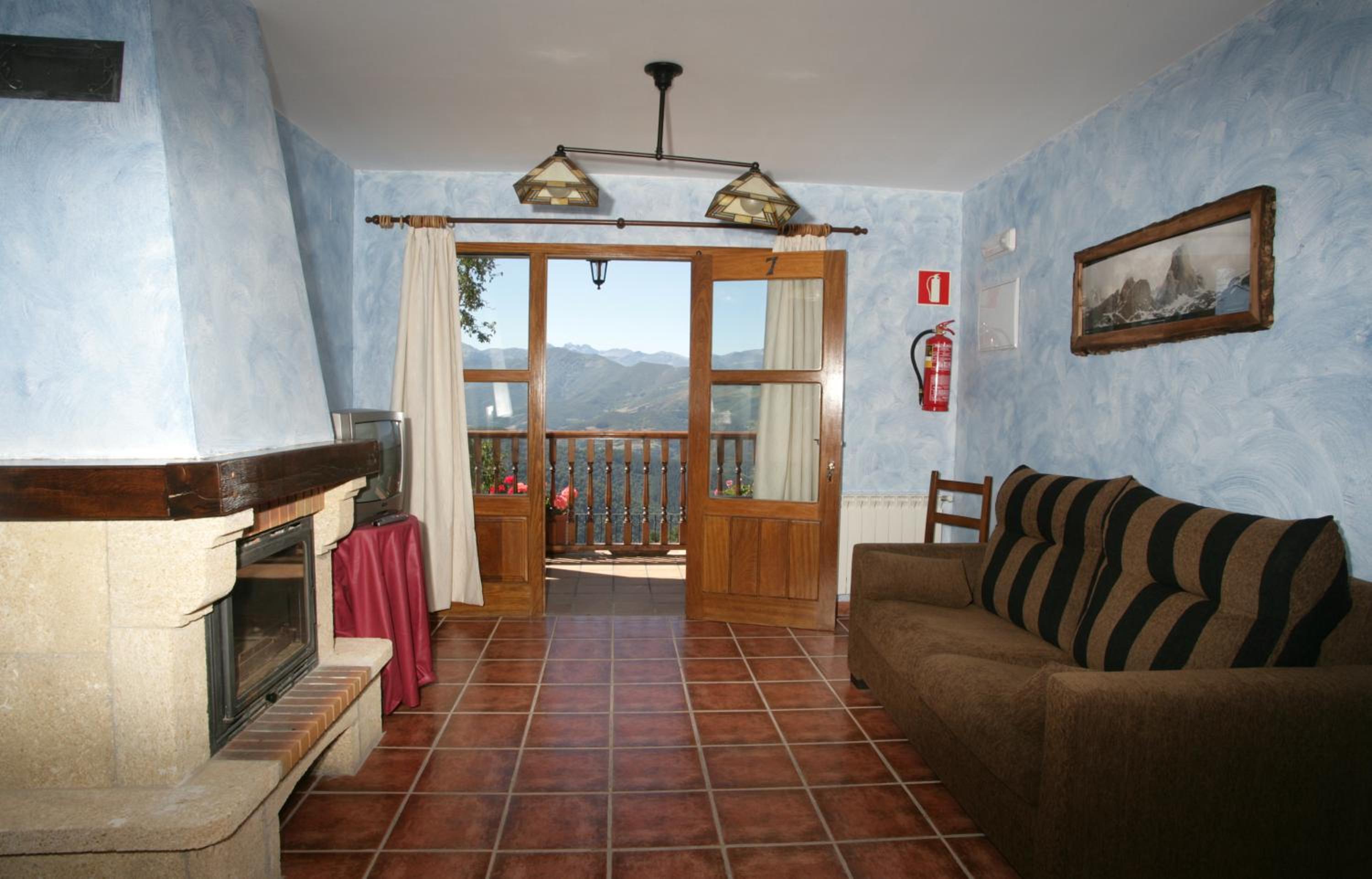 One-Bedroom Apartment - Disabilty Access photo 3