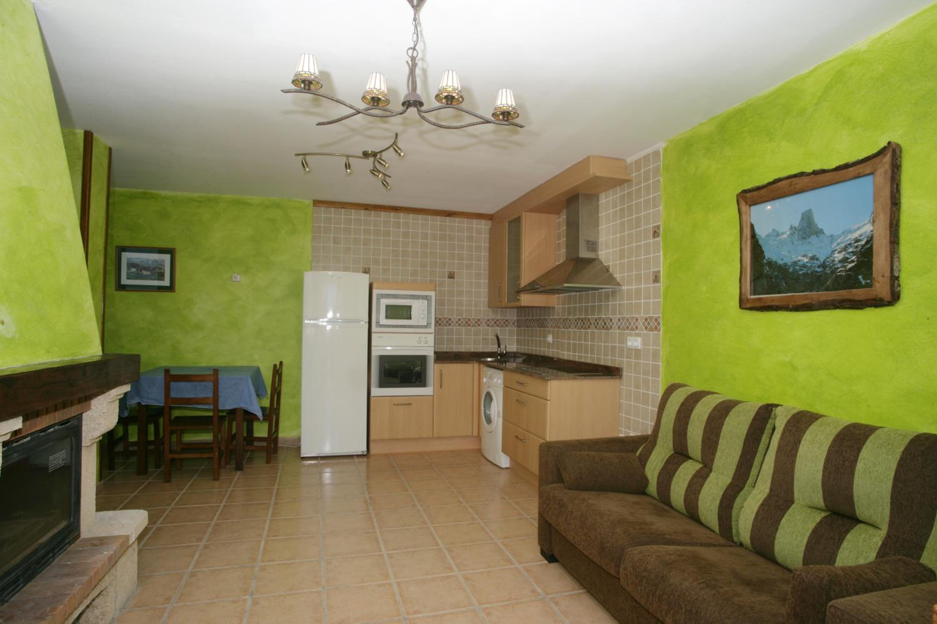 One-Bedroom Apartment - Disabilty Access photo 3
