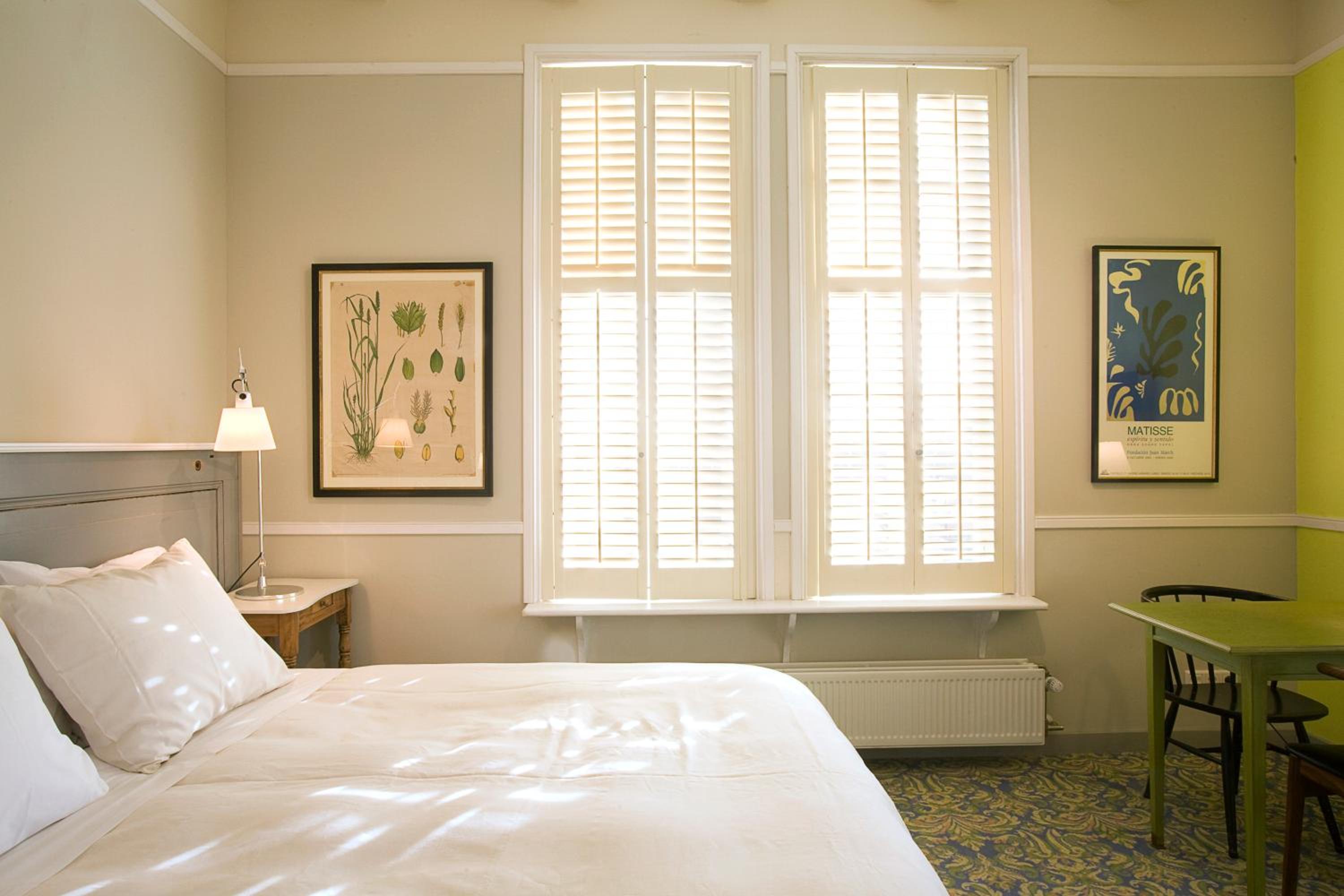 Double Room with Bath - Tower - Photo 1