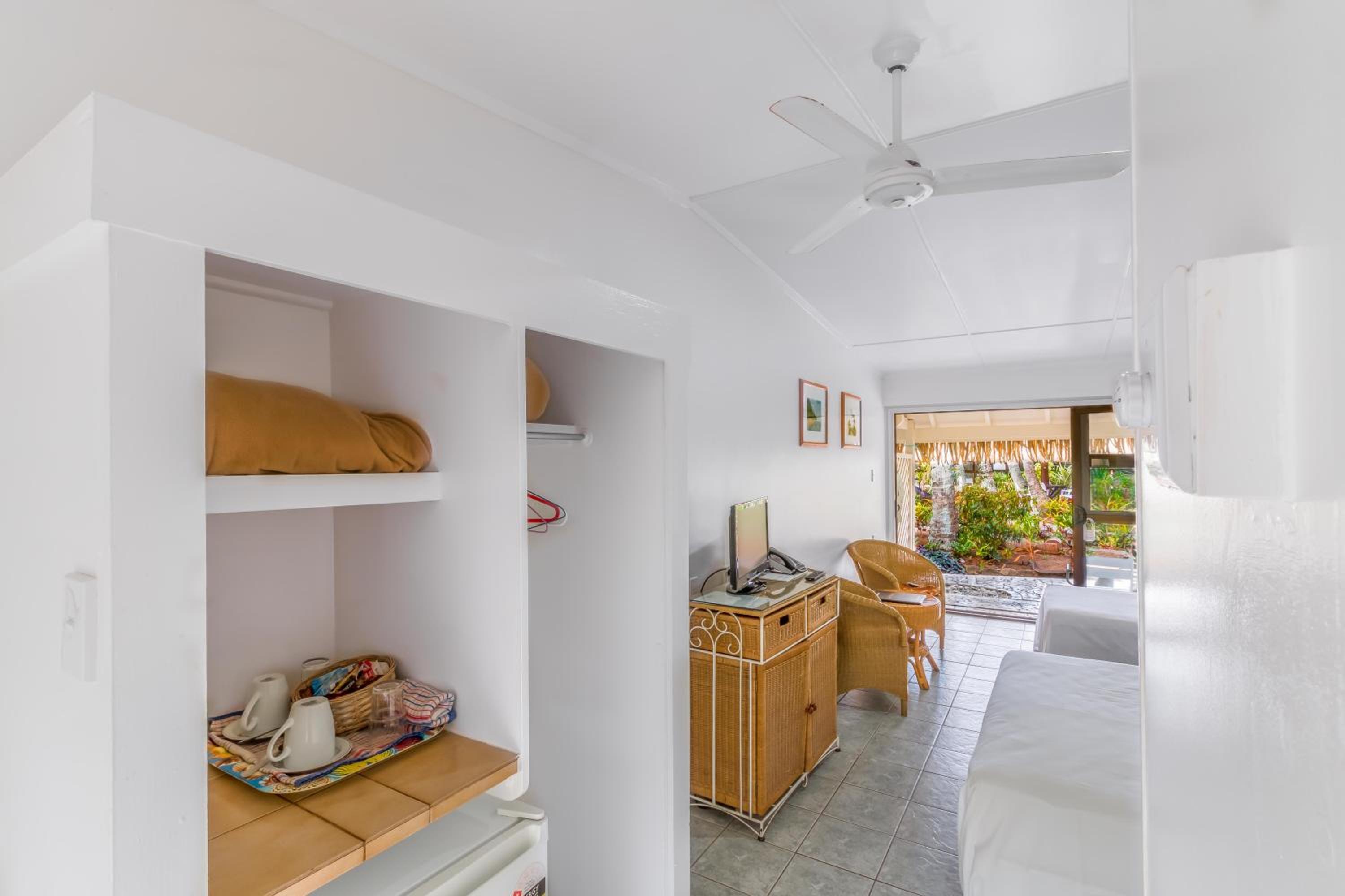 Poolside Room photo 2