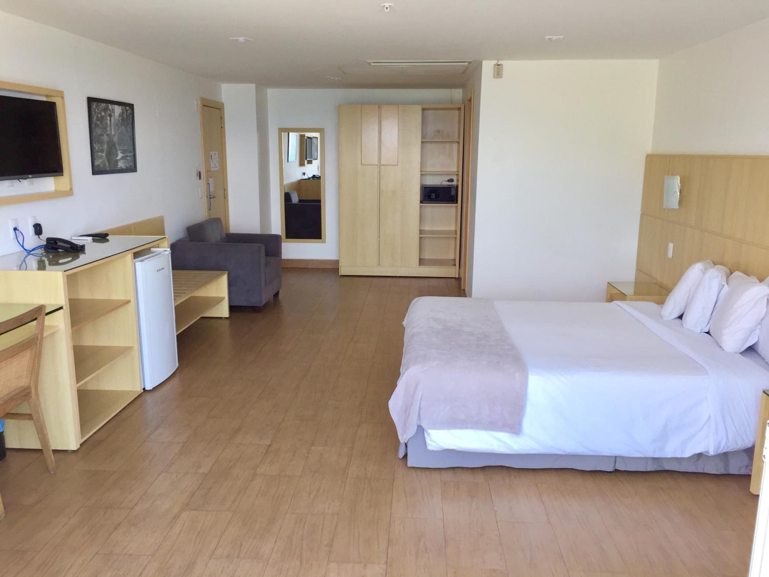 Superior Double Room with Balcony and Sea View