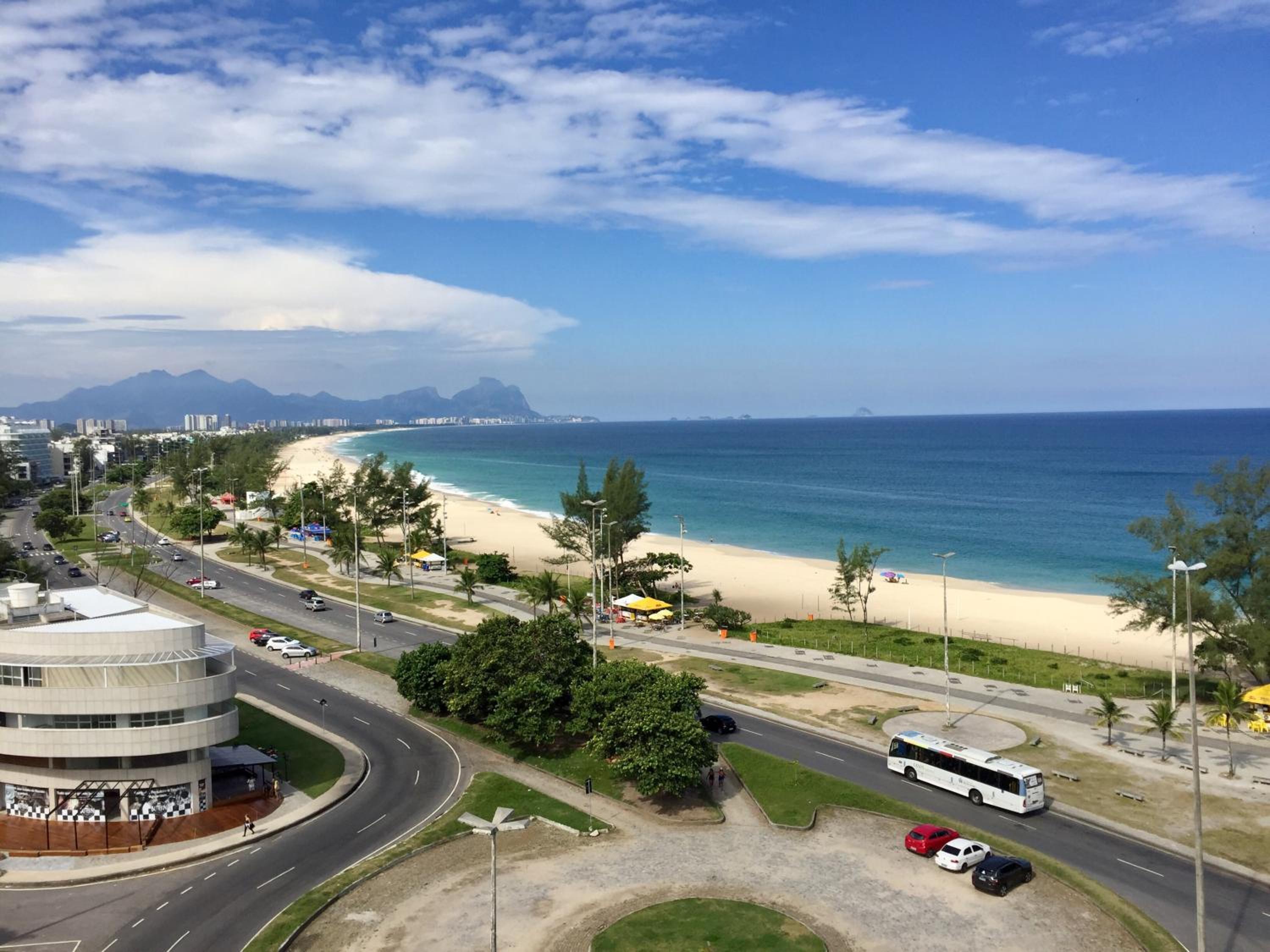 Superior Double Room with Balcony and Sea View thumbnail 6