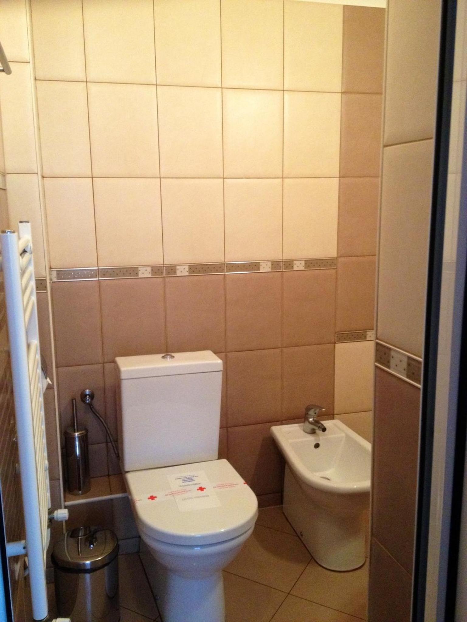 Single Room - Photo 4