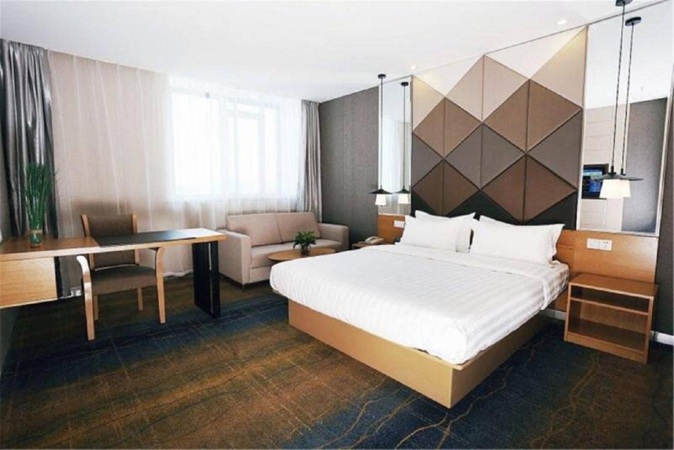 Mainland Chinese Citizens - Deluxe Suite photo 2