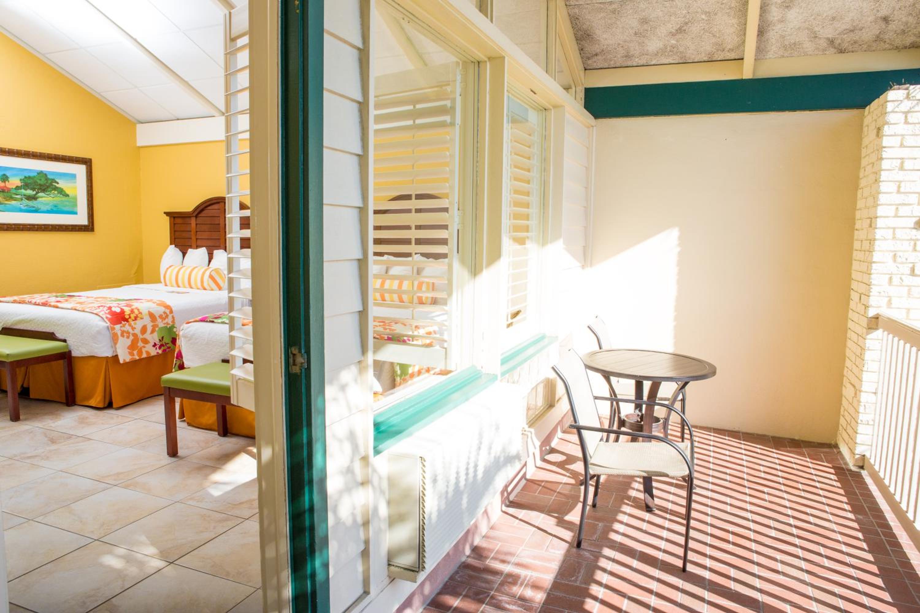 King Room - Harbor Side/Non-Smoking - Photo 7