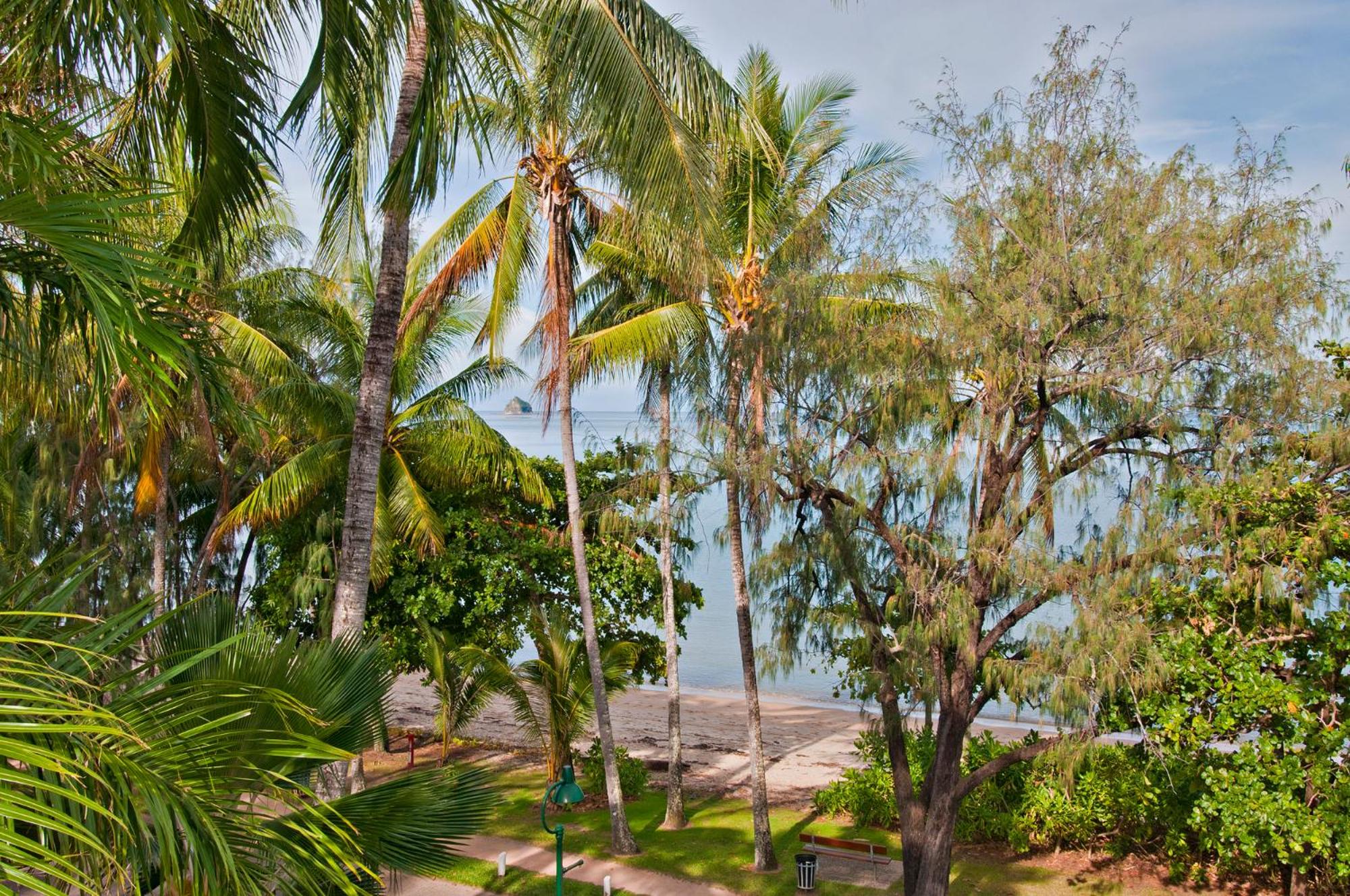 One-Bedroom Apartment with Ocean View - No Pets - Photo 11