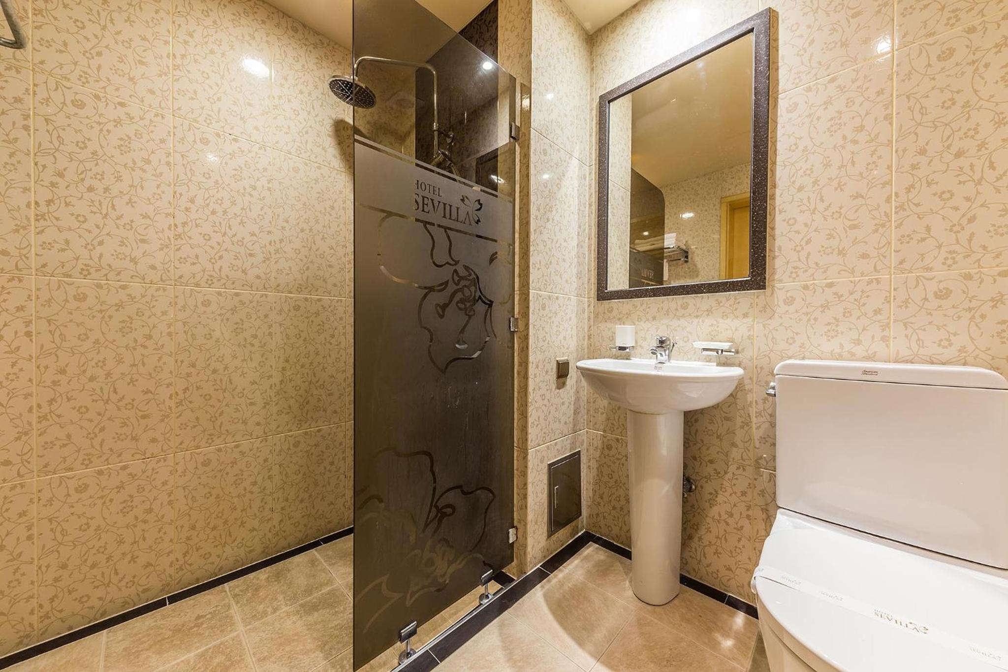 Double Room - Photo 28