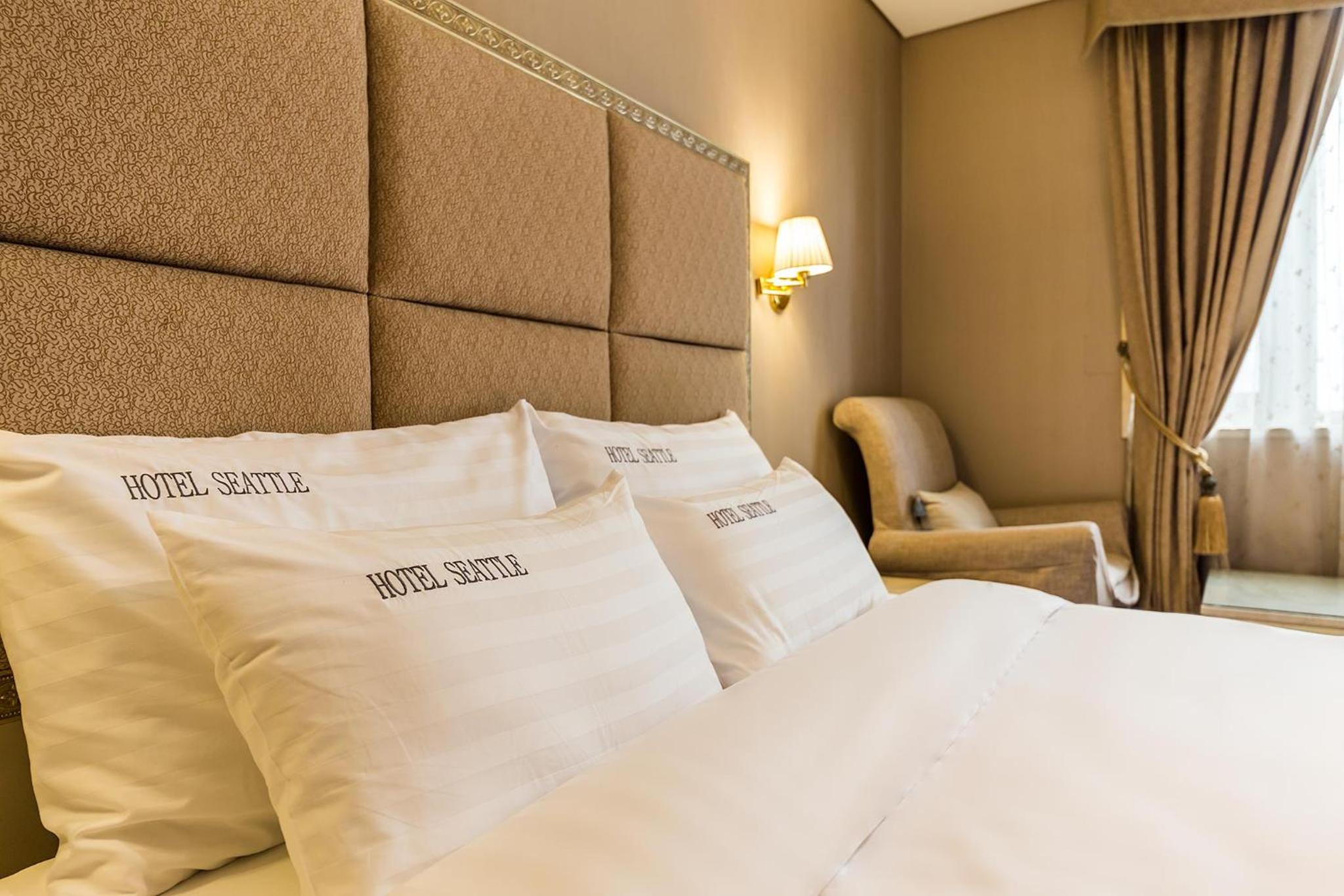 Double Room - Photo 16
