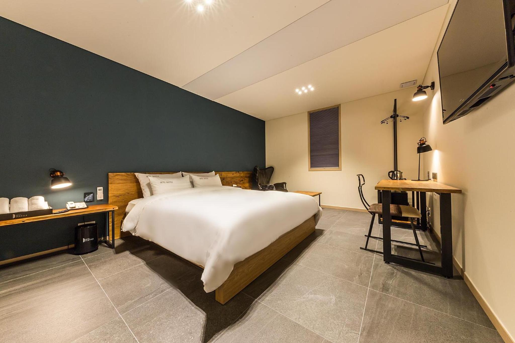 Deluxe Double Room - Photo 1