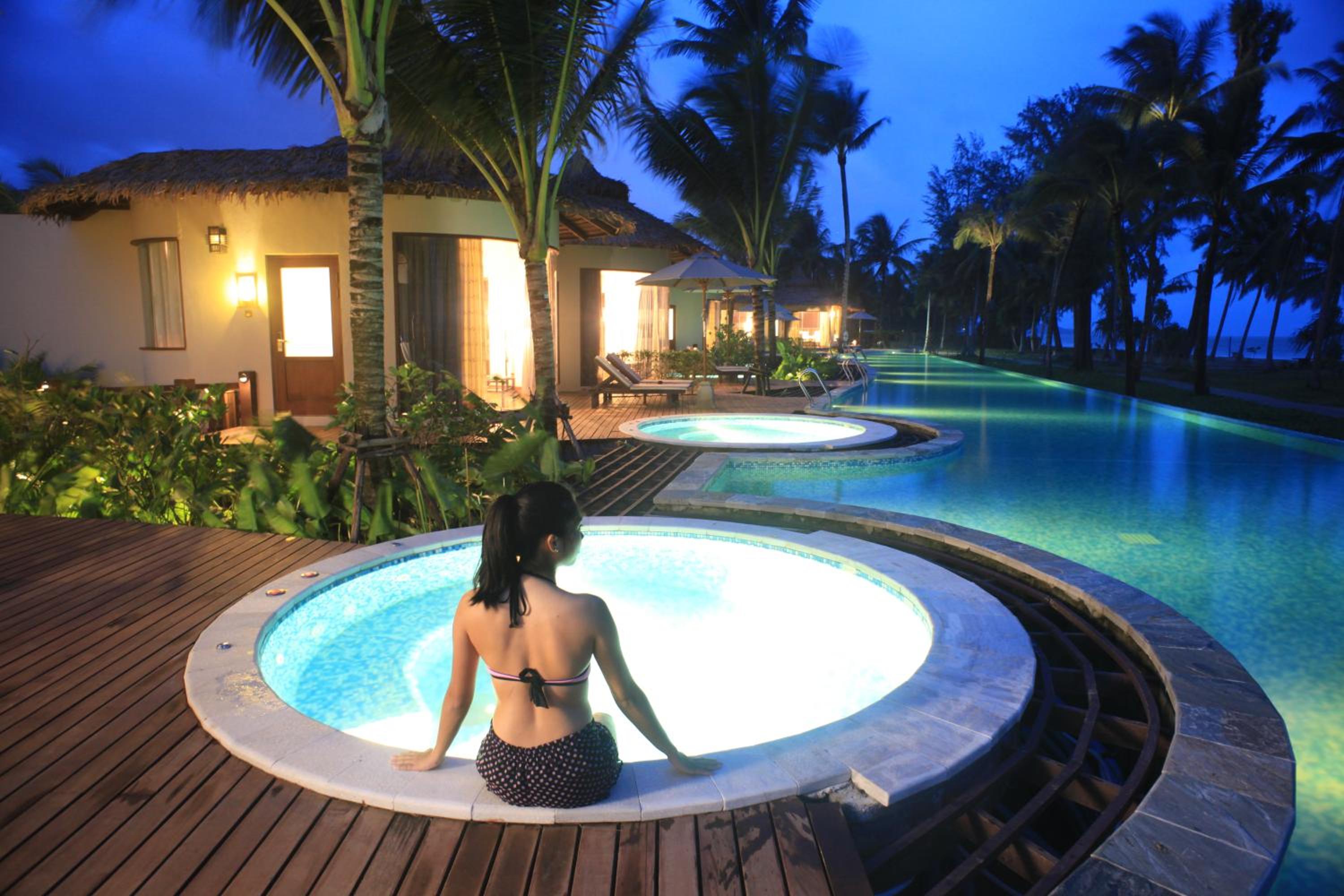 Oceanfront Jacuzzi Villa - Adults Only - Photo 7