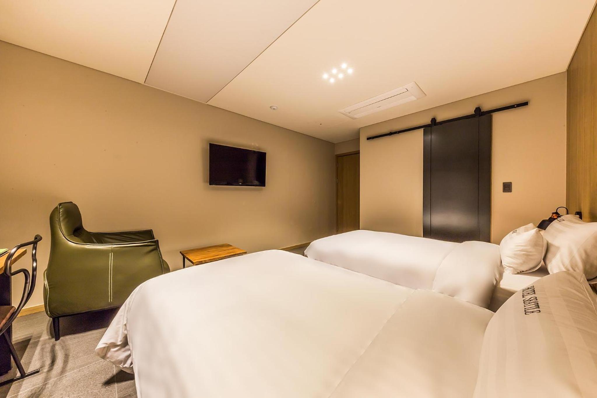 Family Suite - Photo 15