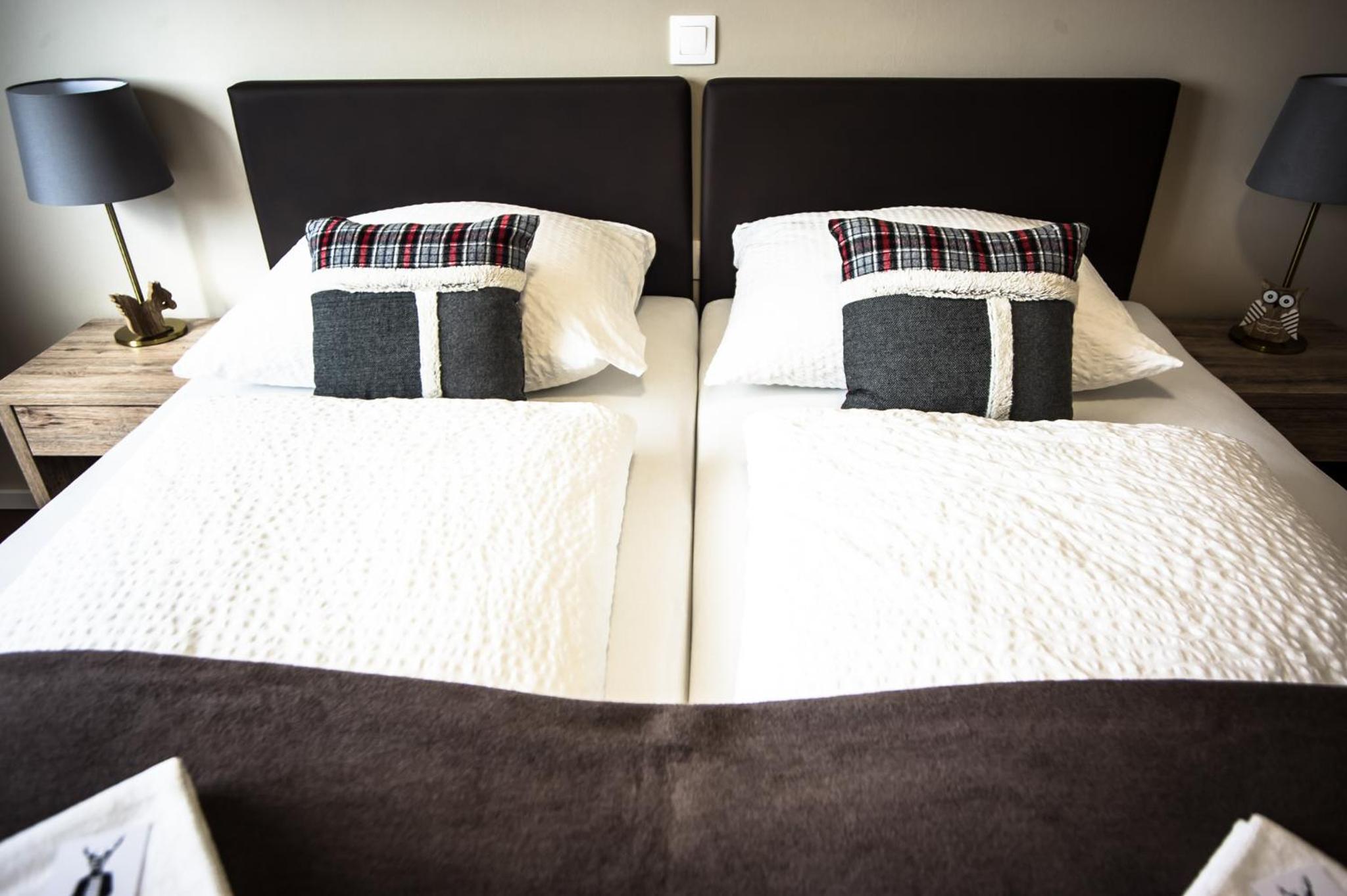 Double Room - Photo 5