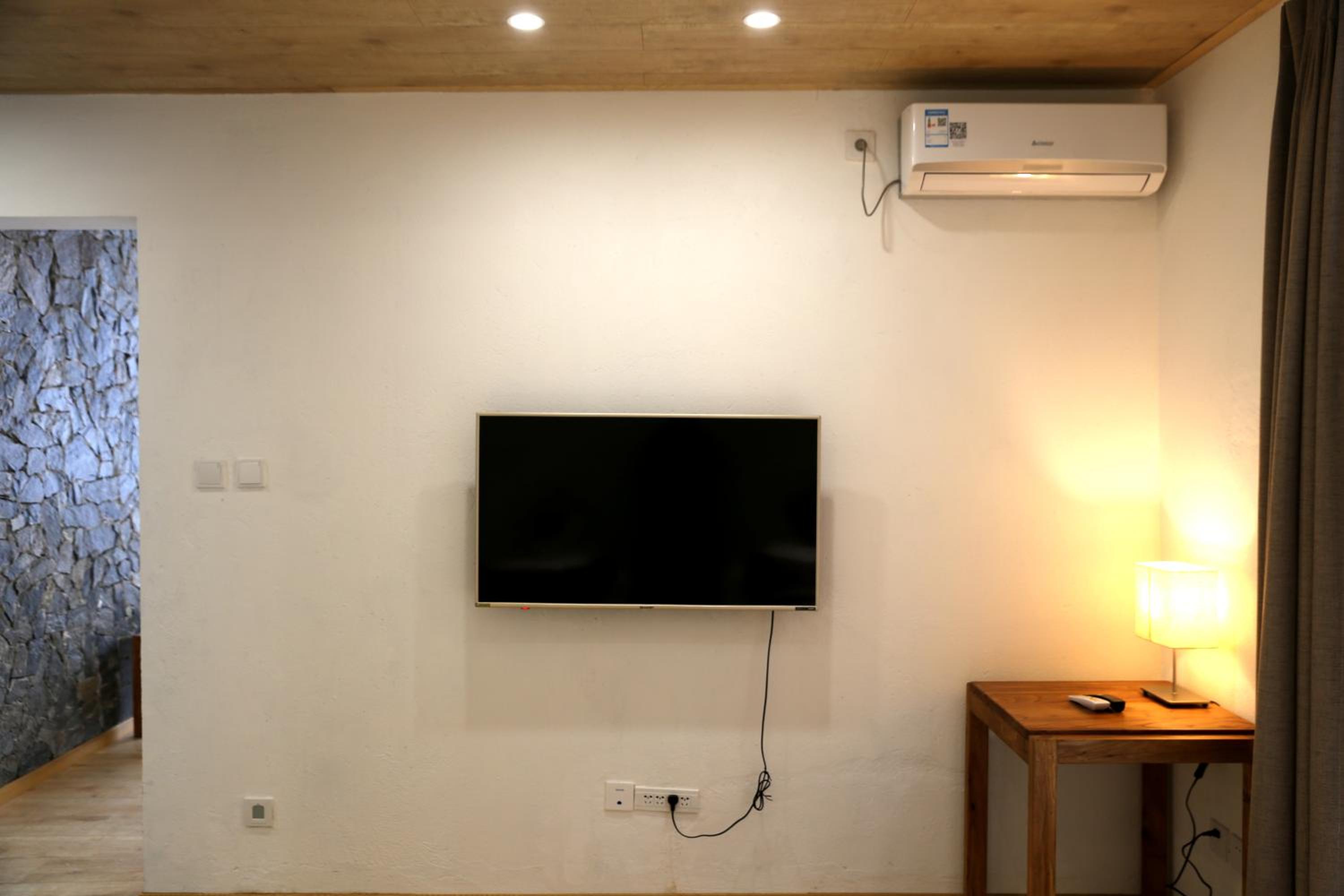Deluxe Suite photo 2