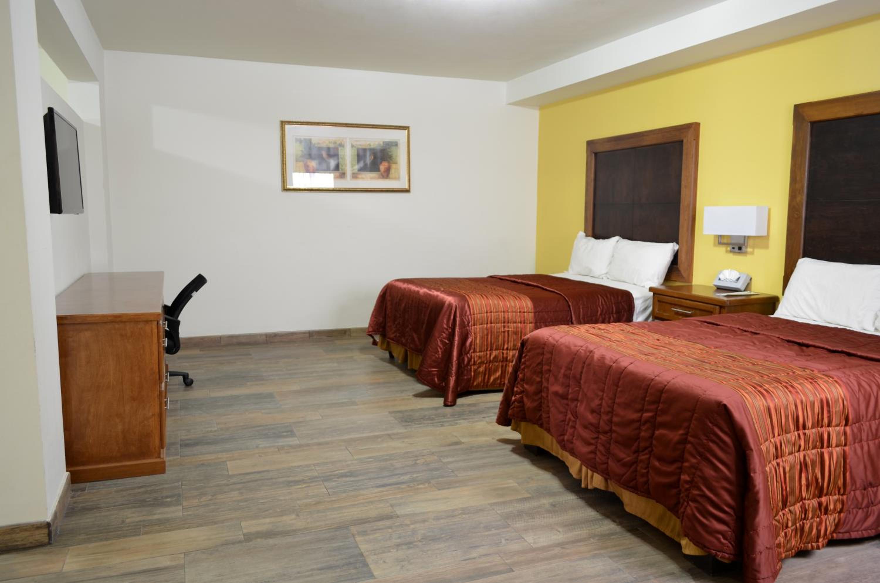 Deluxe Junior Suite - Photo 1