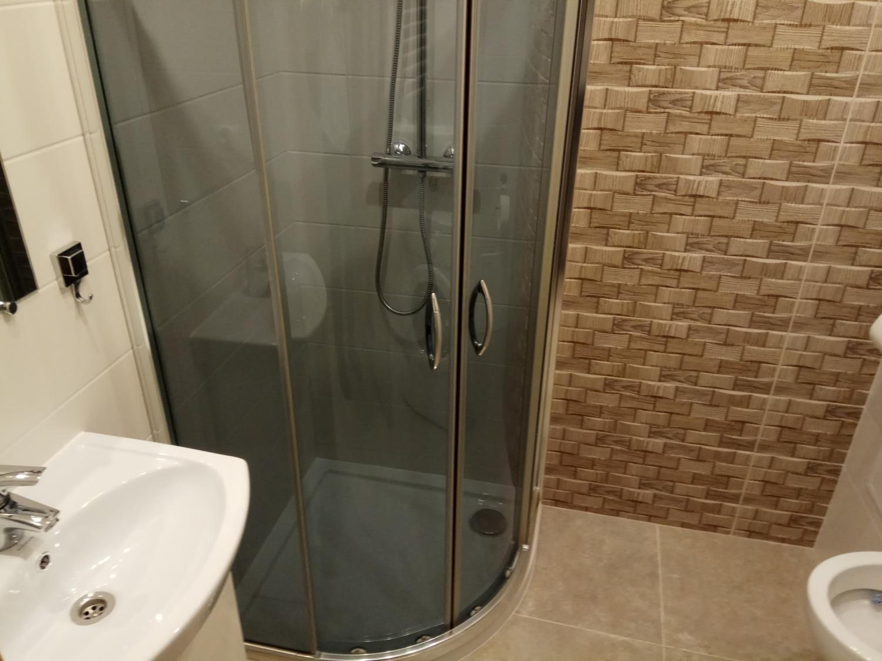 Two-Bedroom Apartment - Photo 7