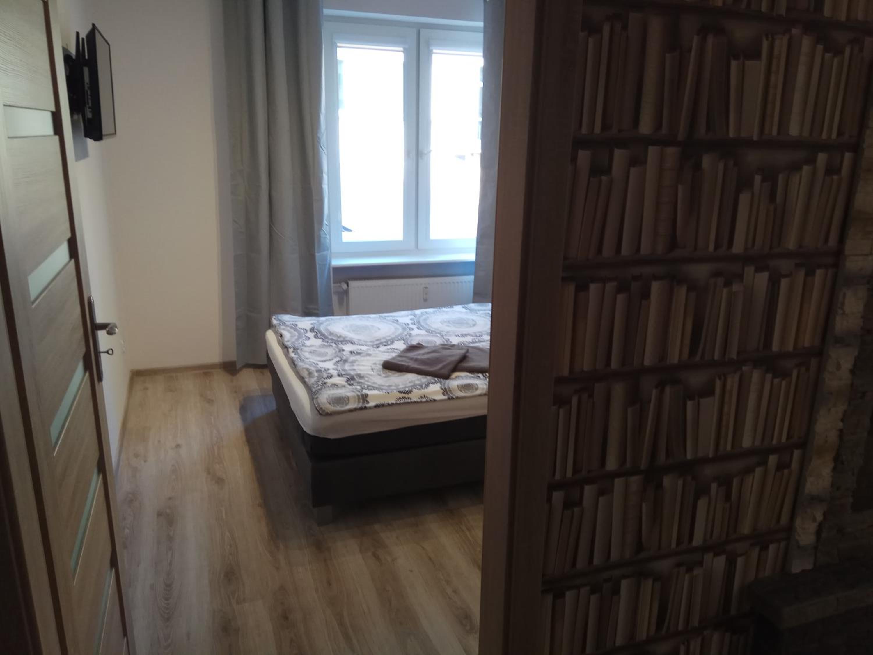Two-Bedroom Apartment - Photo 8
