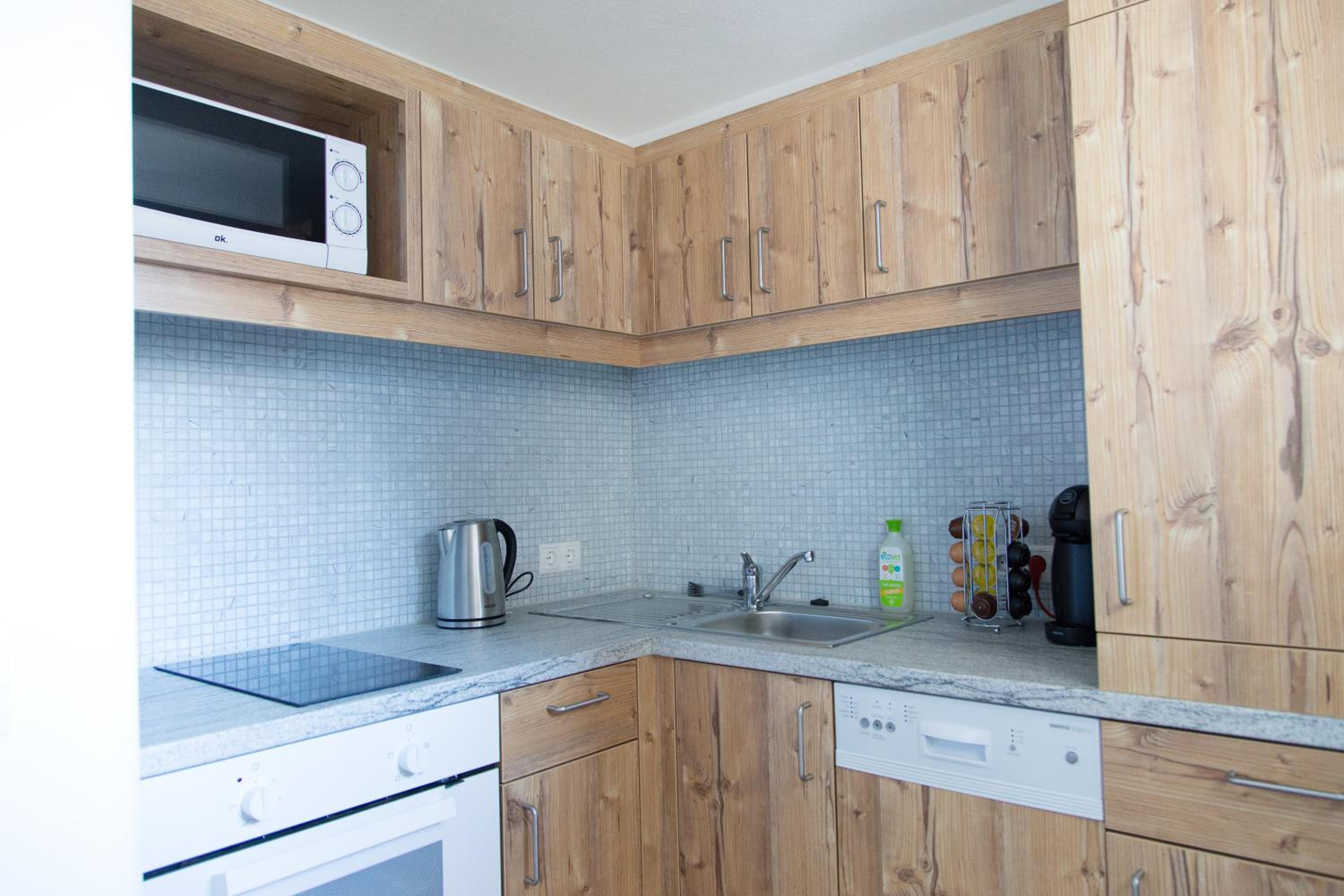 Studio Apartment photo 3