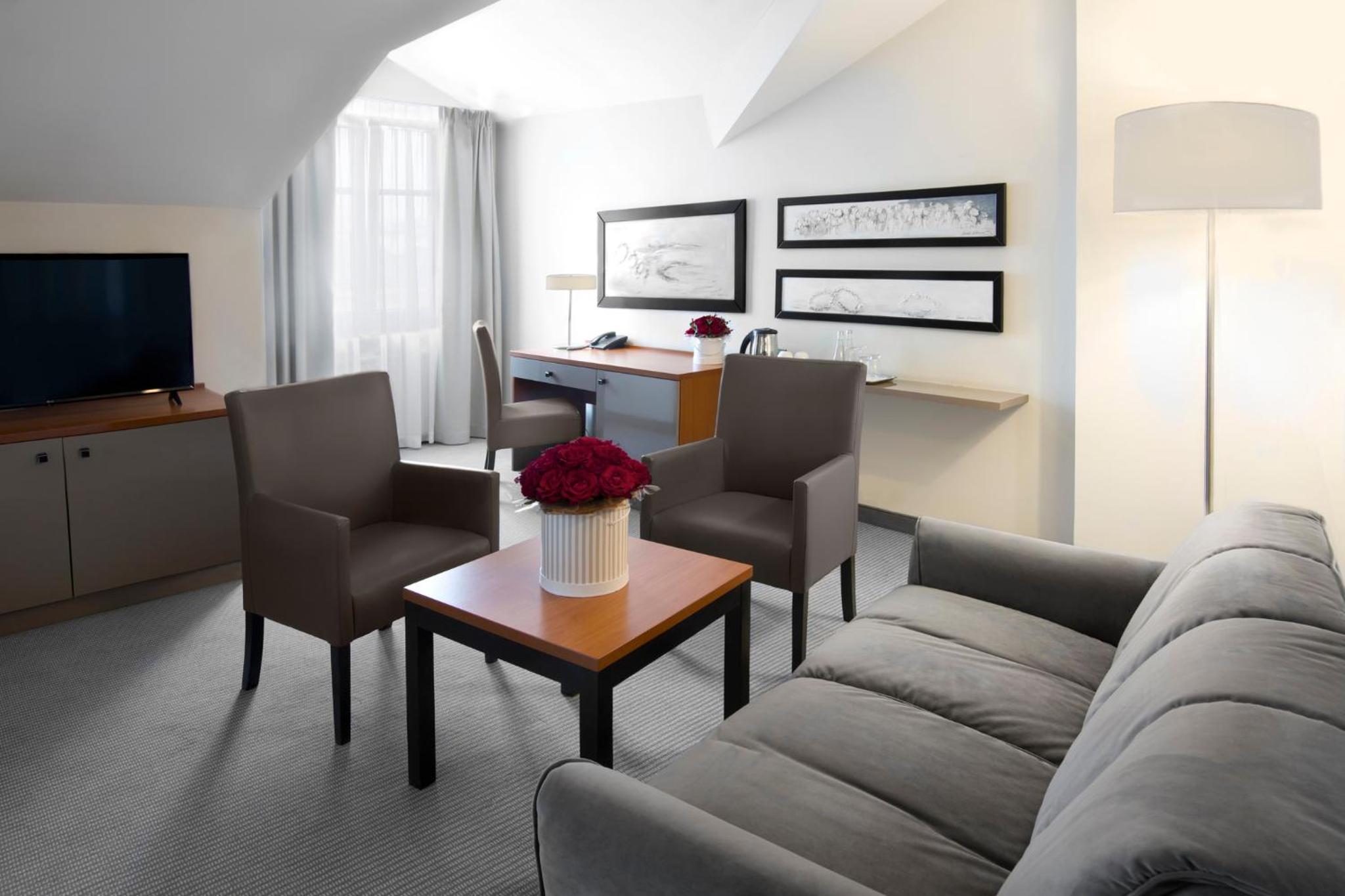 Studio Apartment (2 Adults) - Photo 4