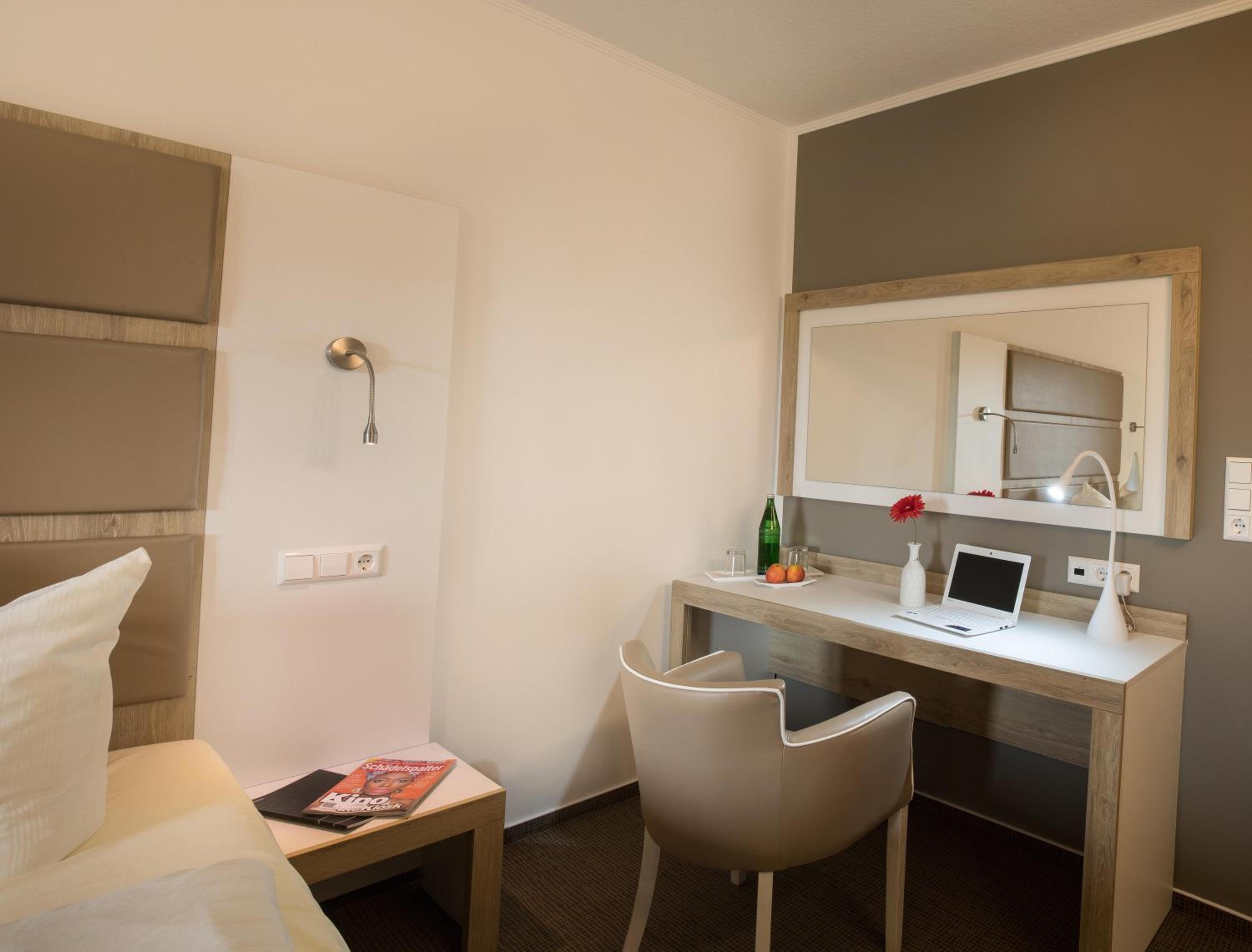 Comfort Triple Room - Photo 9