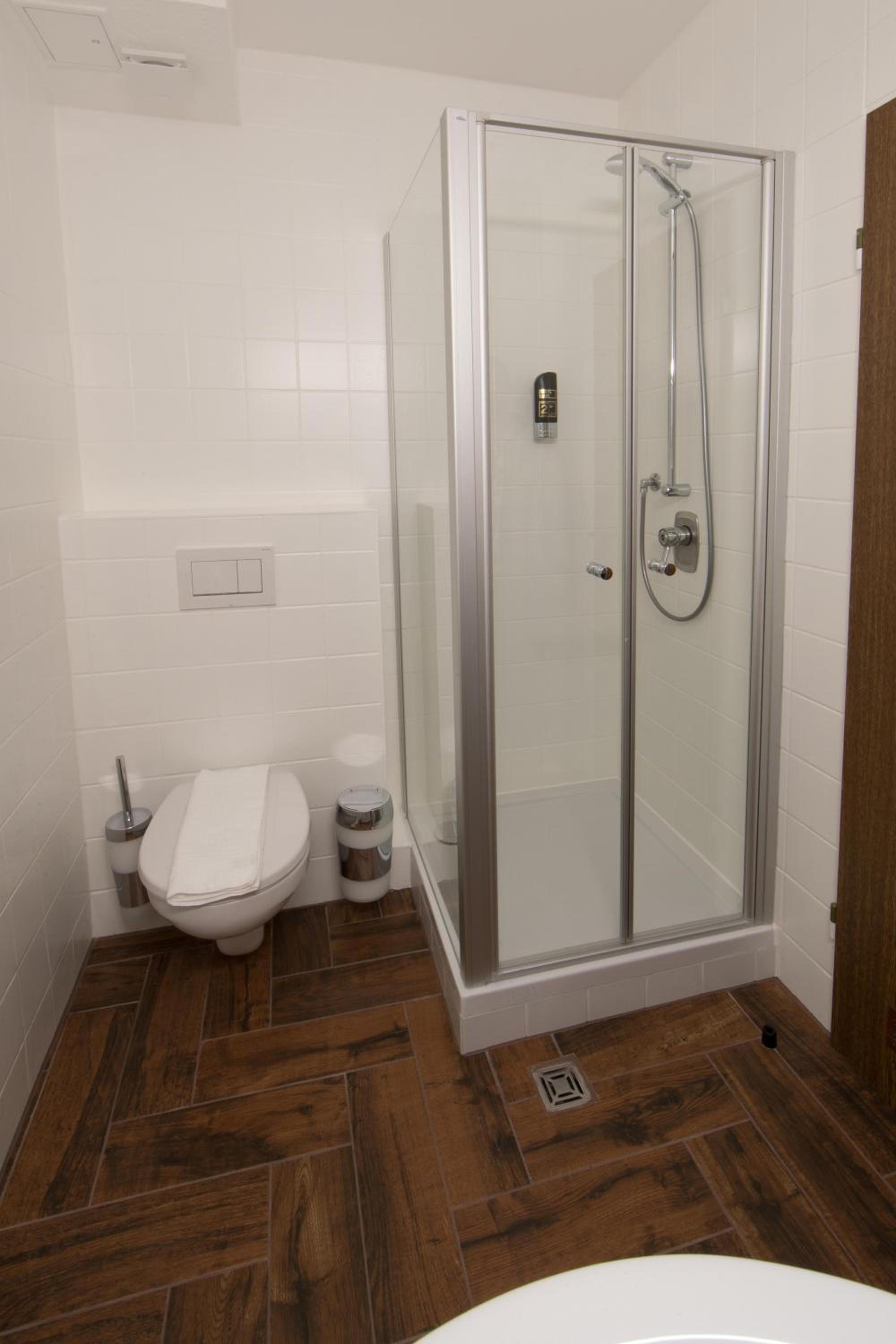 Superior Double or Twin Room - Photo 9