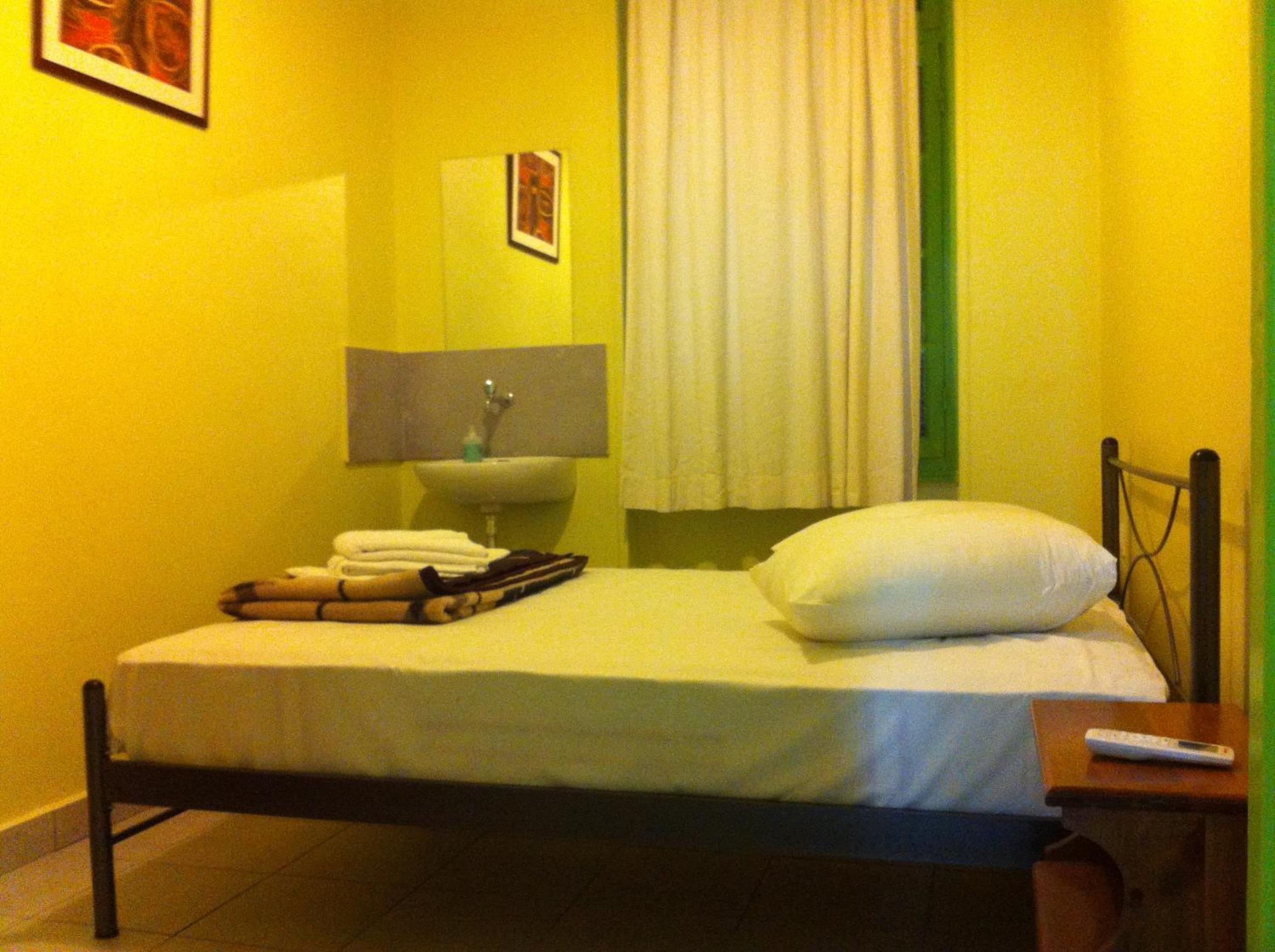 Double Room with Shared Bathroom photo 1
