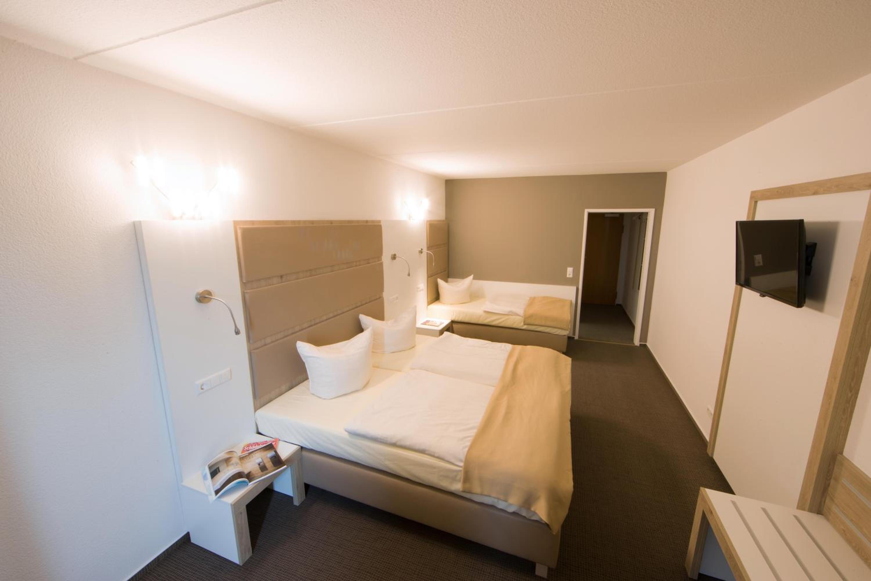 Comfort Triple Room - Photo 5