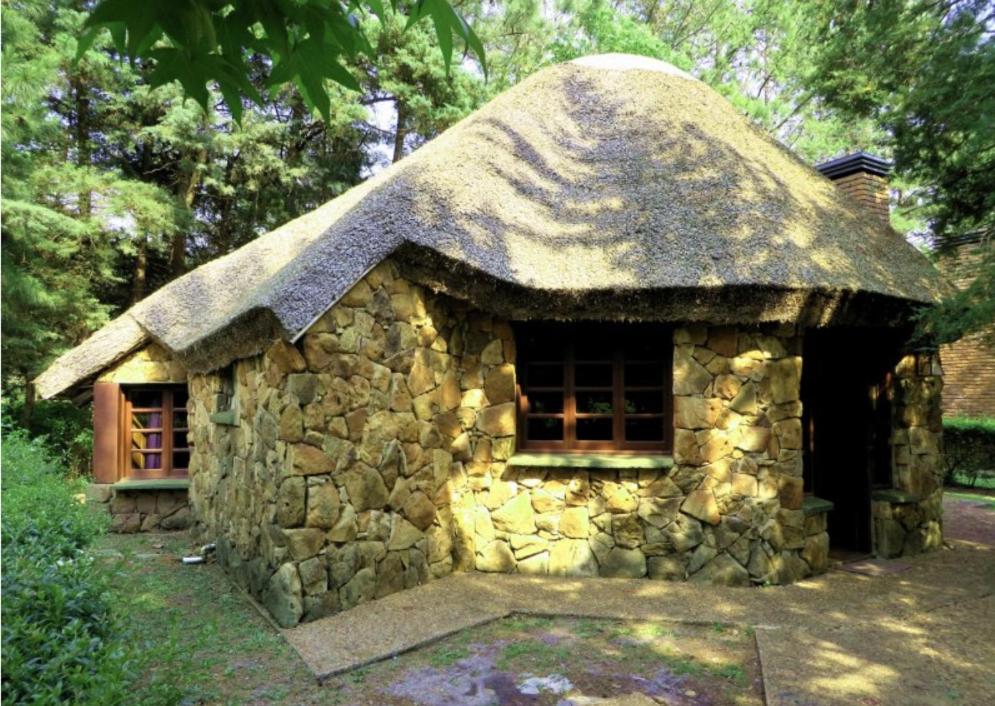 One-Bedroom Cottage