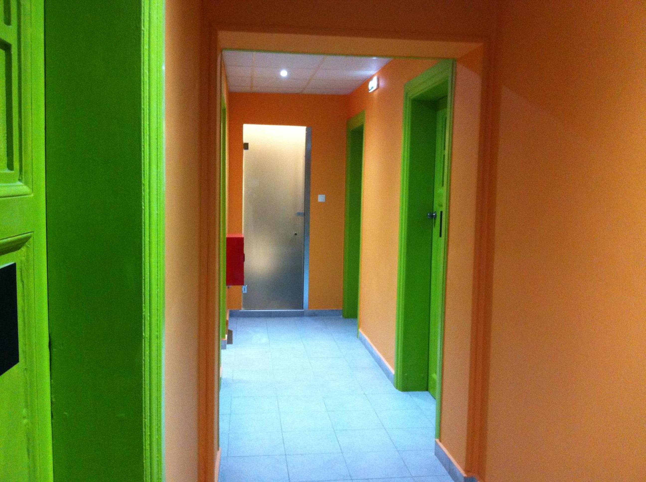 Twin Room with Shared Bathroom photo 2