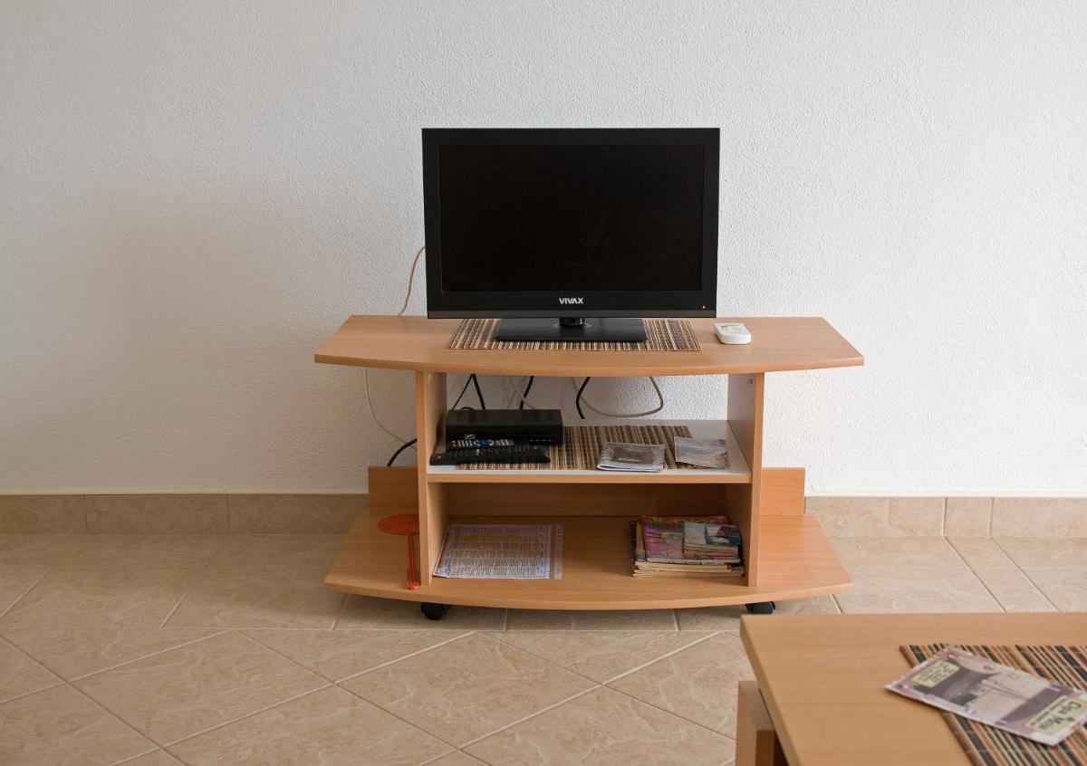 Studio Apartment with Sea View photo 3