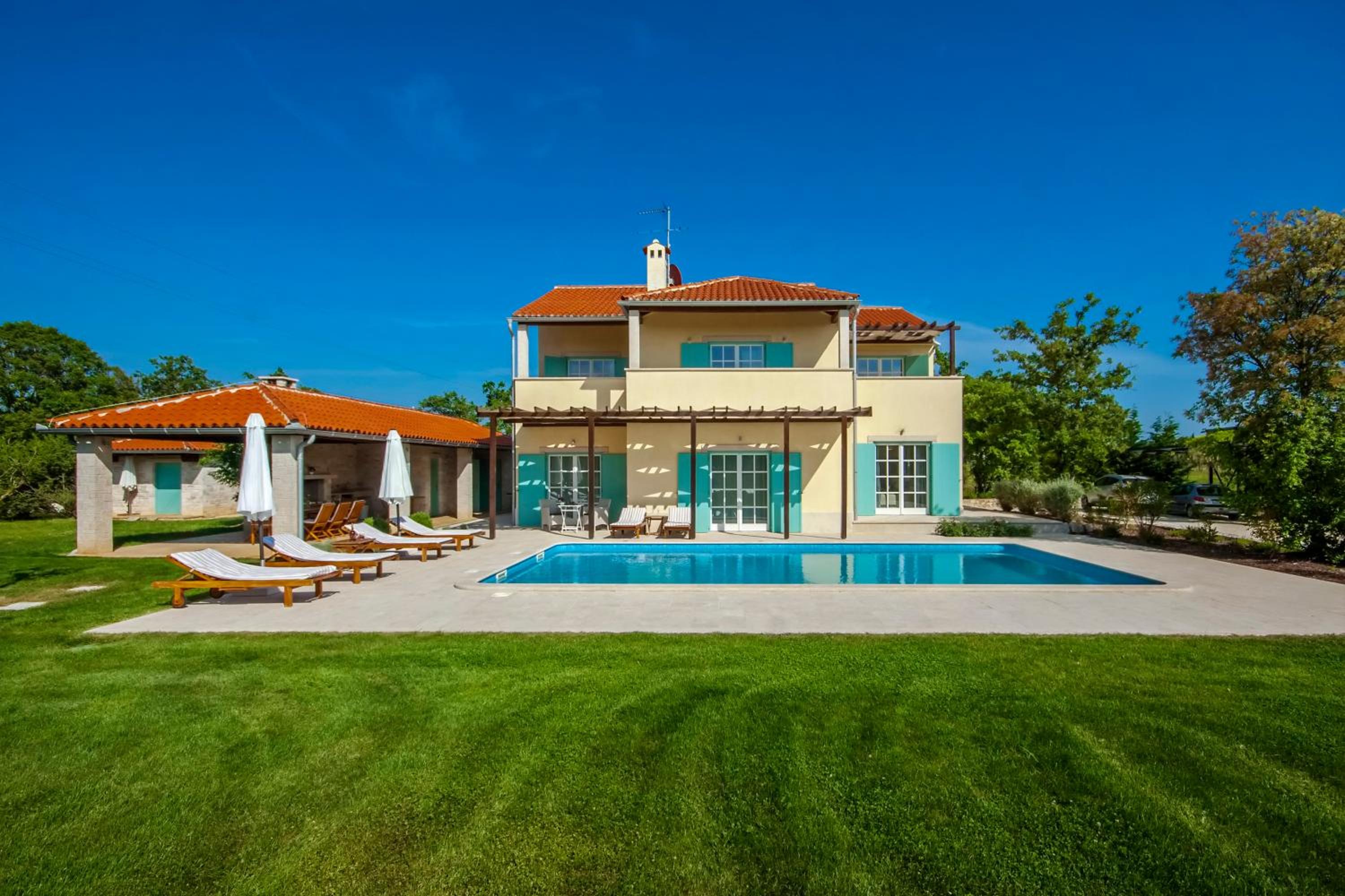 Deluxe Villa photo 3