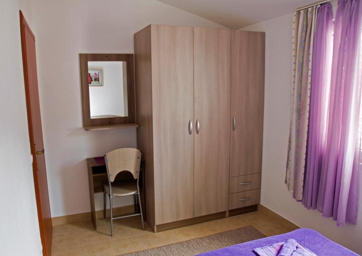 Apartment photo 3