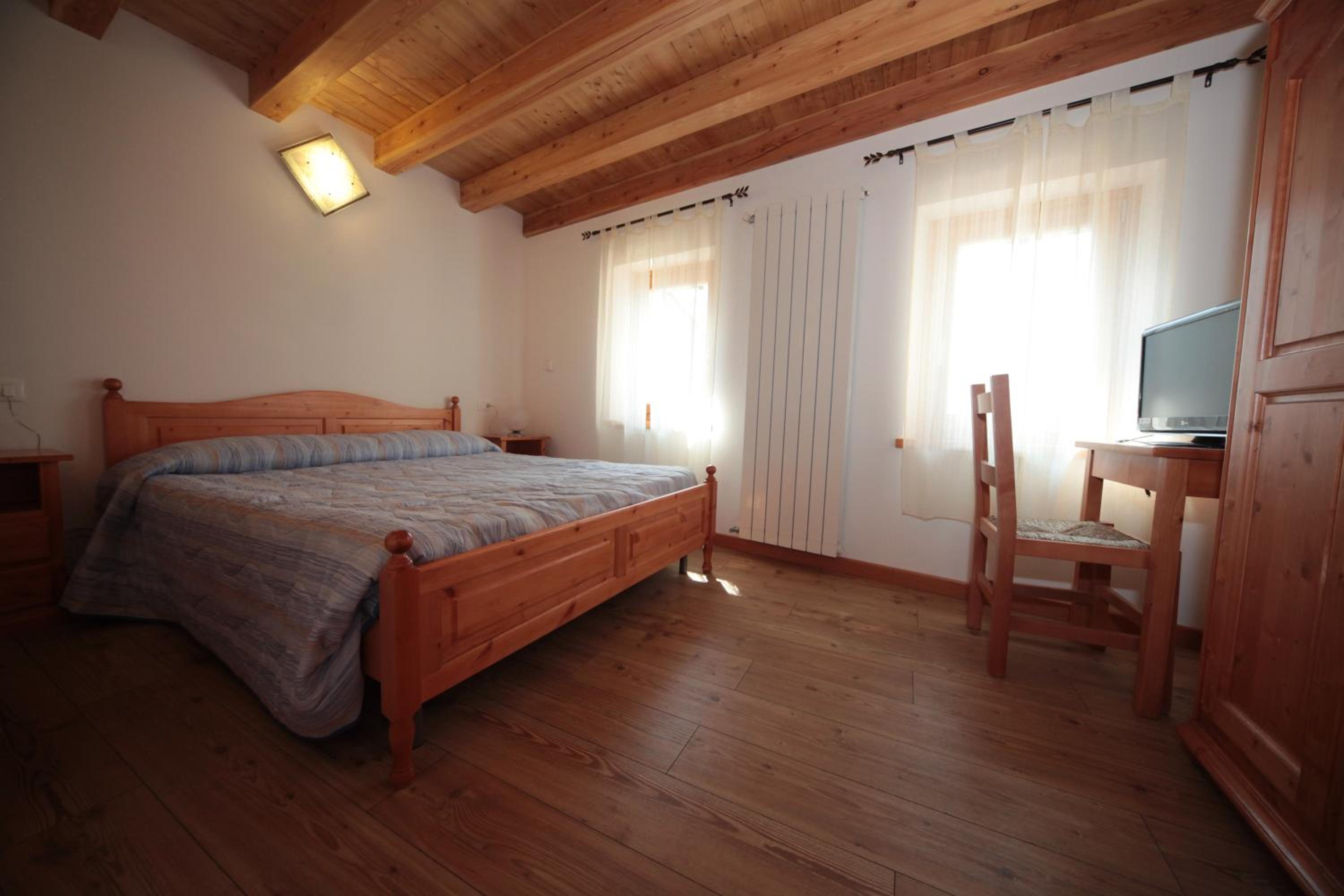 One-Bedroom Apartment Alpina