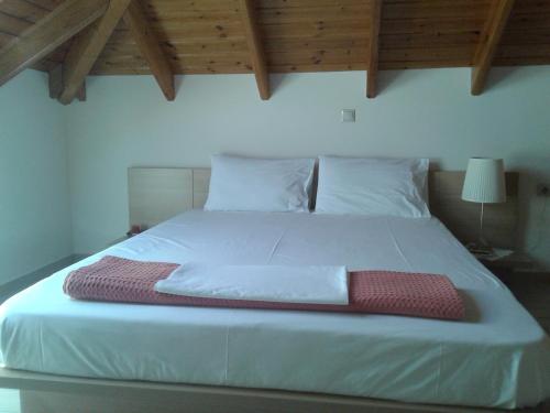Deluxe Attic Double Room with Sea View photo 2
