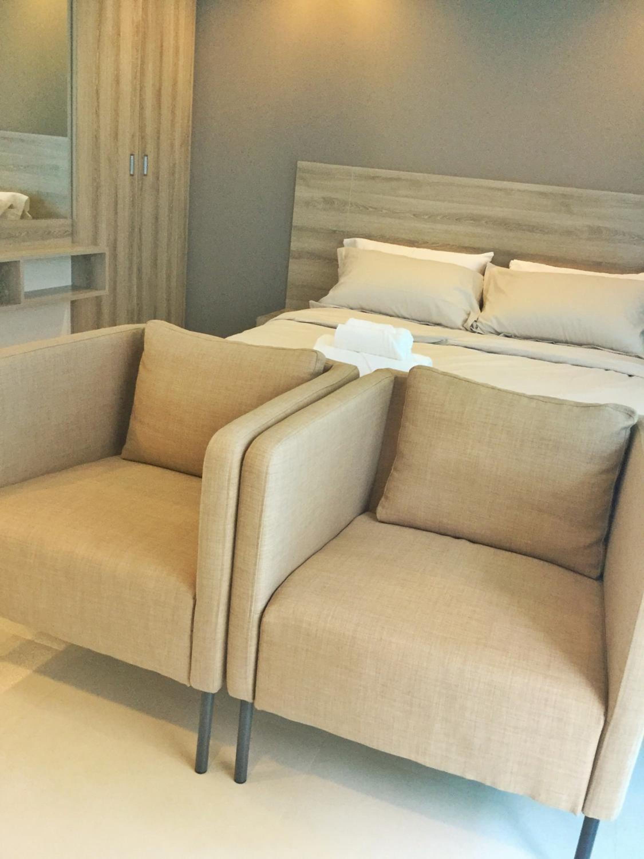 Apartment with Partial Sea View (Queen Bed) - Photo 8