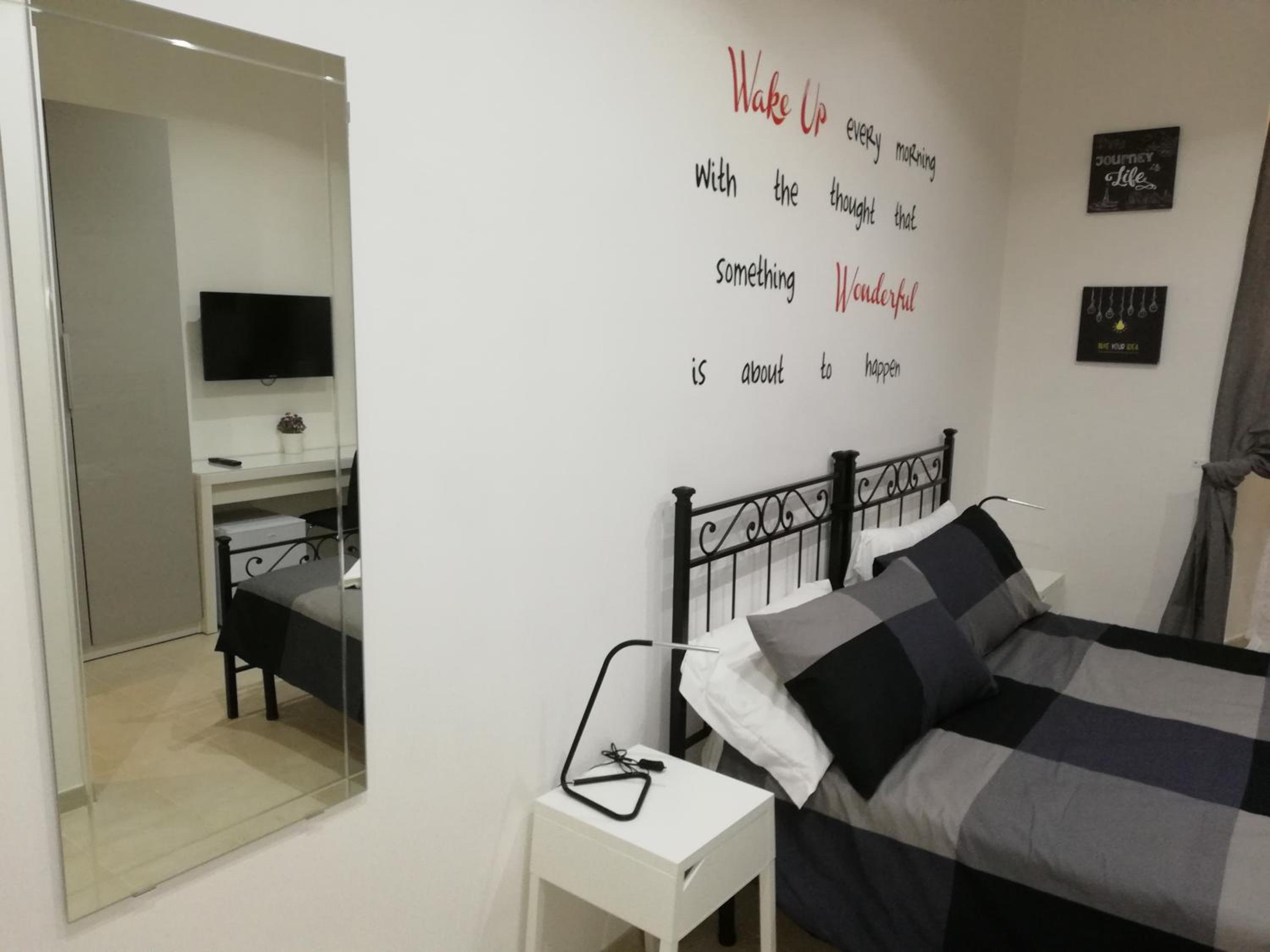 Deluxe Double or Twin Room photo 2