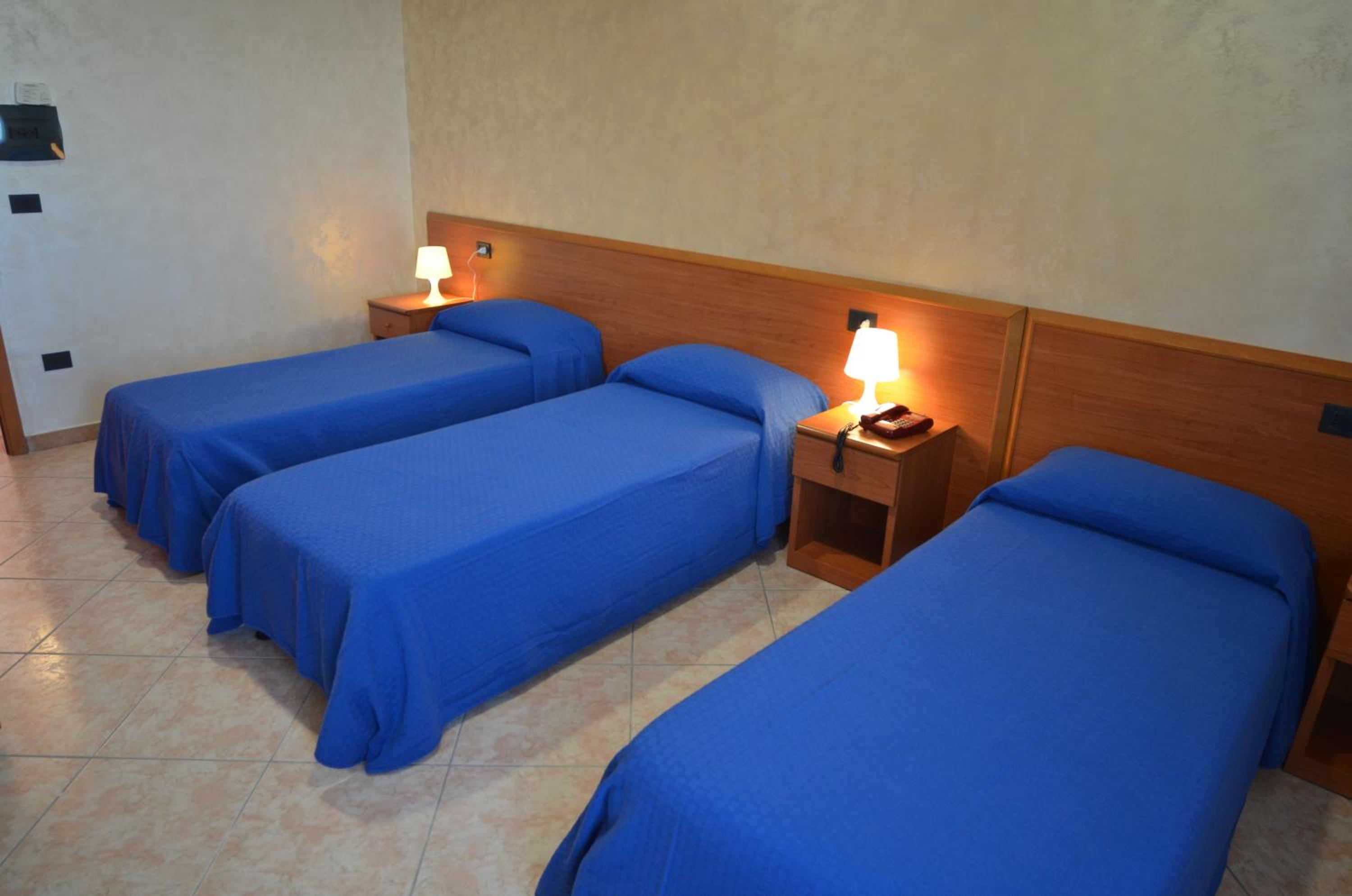 Triple Room photo 3