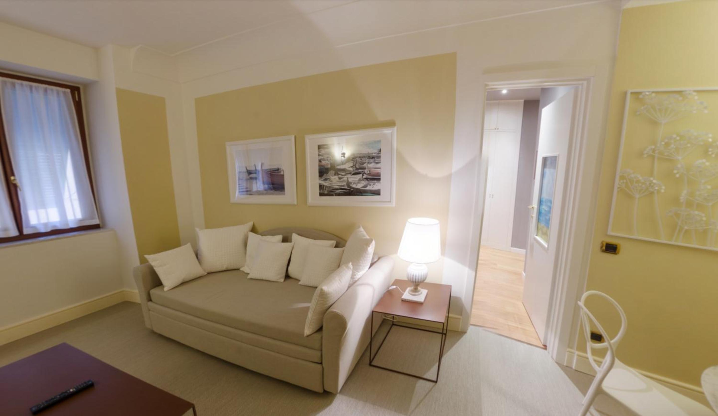 Loft Suite - Photo 2