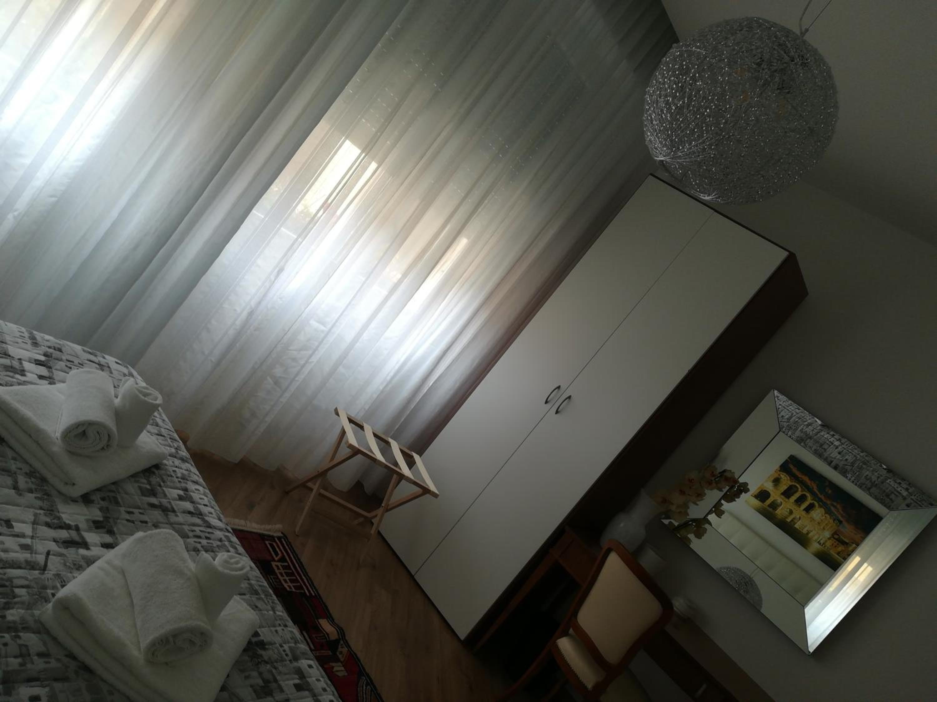 Deluxe Double Room with Private Bathroom - Photo 44