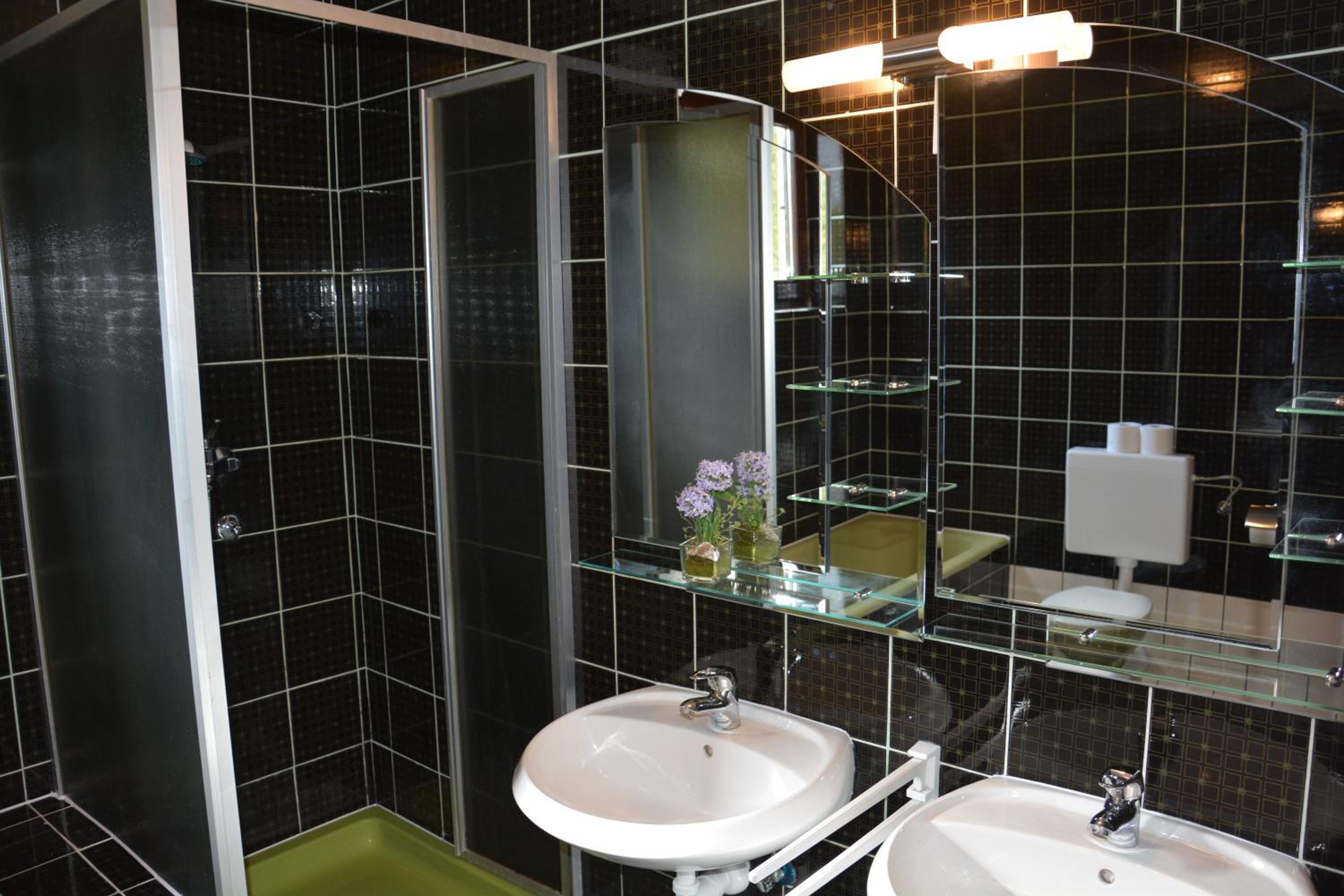 Quadruple Room with Private External Bathroom photo 3