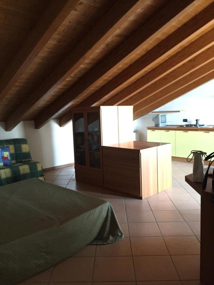 Studio Apartment - Photo 4