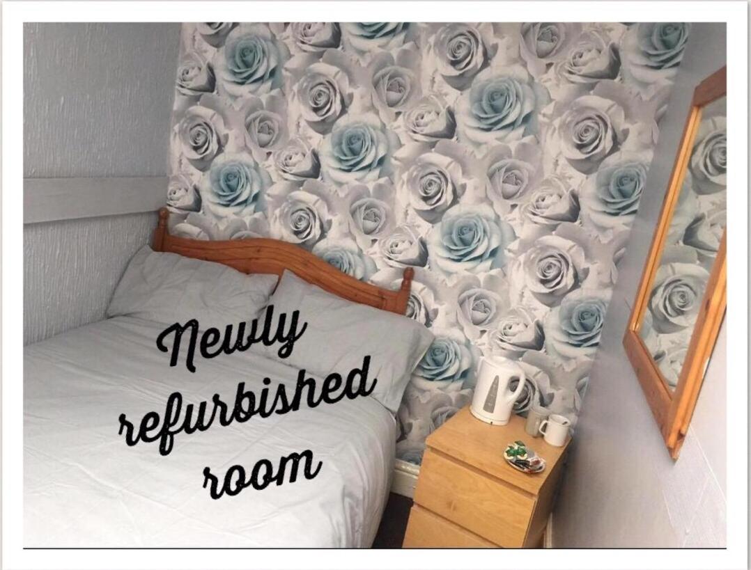 Budget Double Room - Photo 3