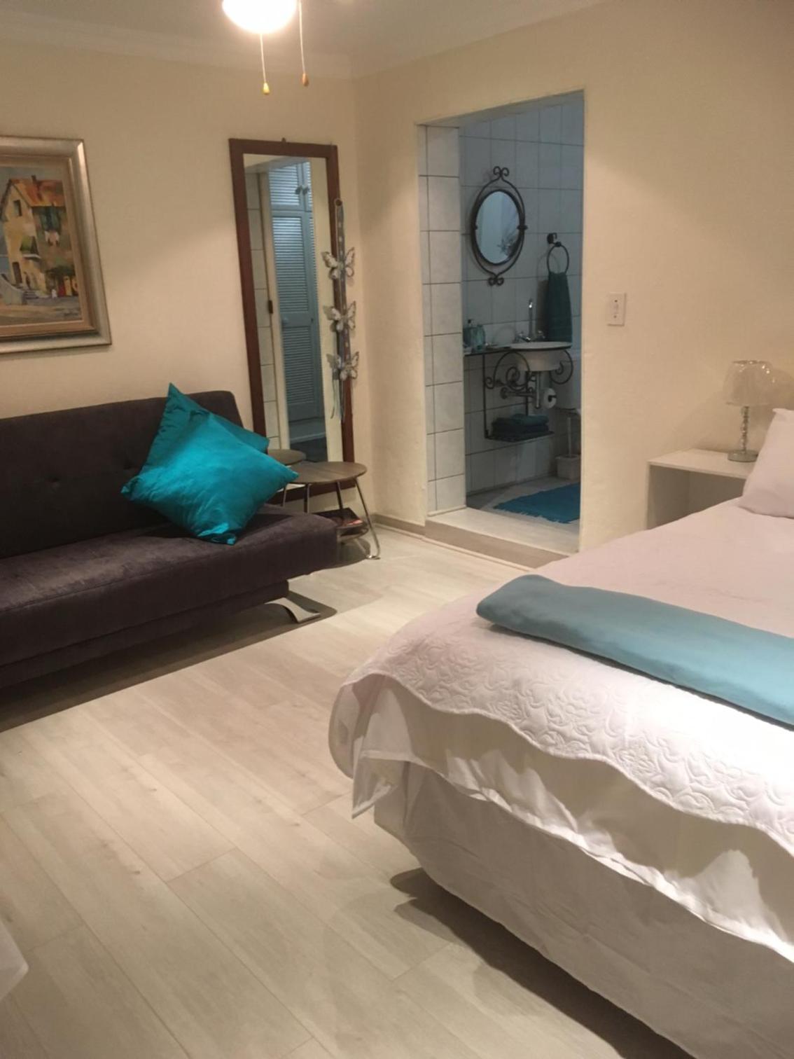 Deluxe Double Room - Photo 4