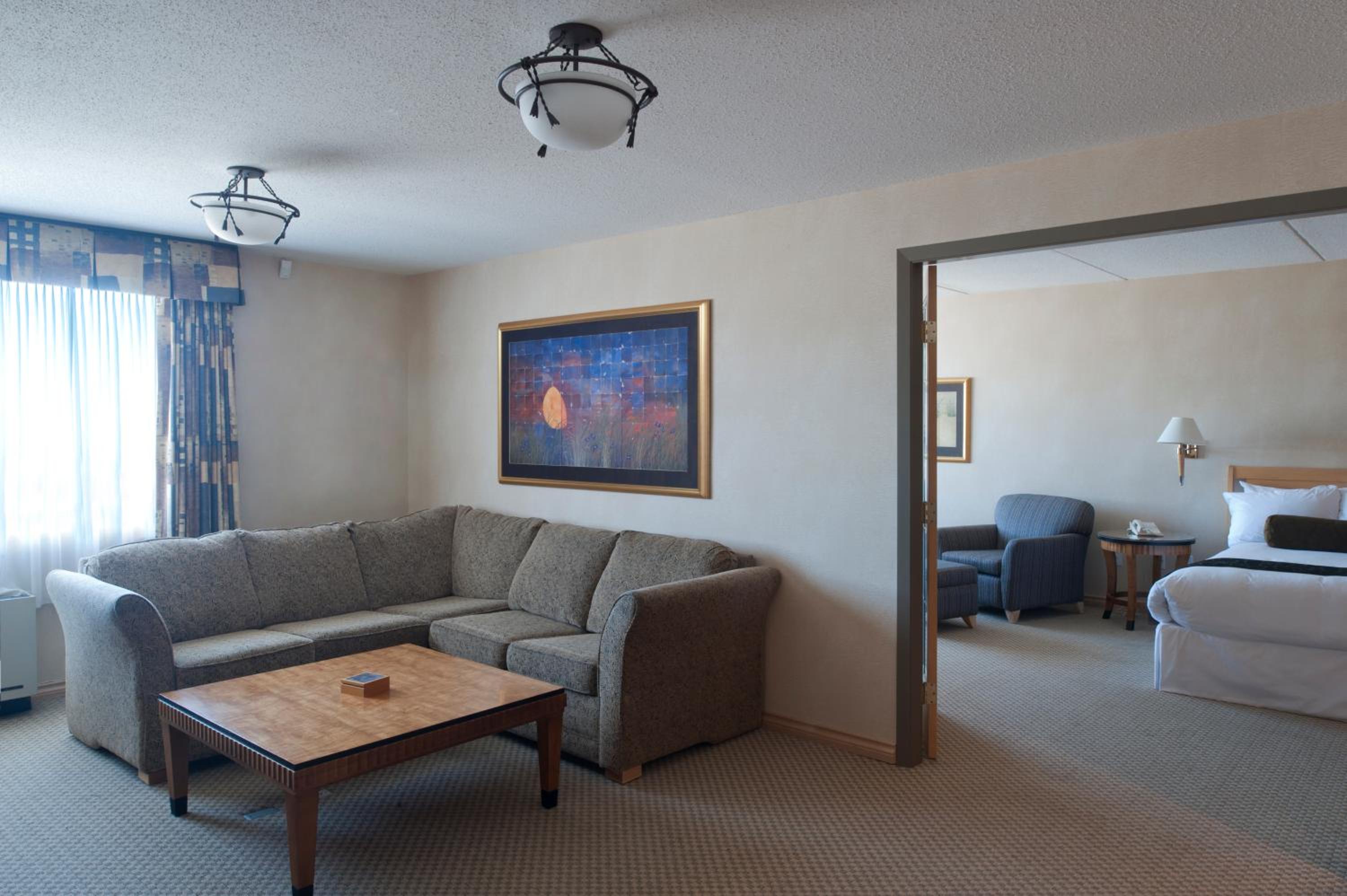 One-Bedroom Presidential Suite - Non-Smoking photo 1