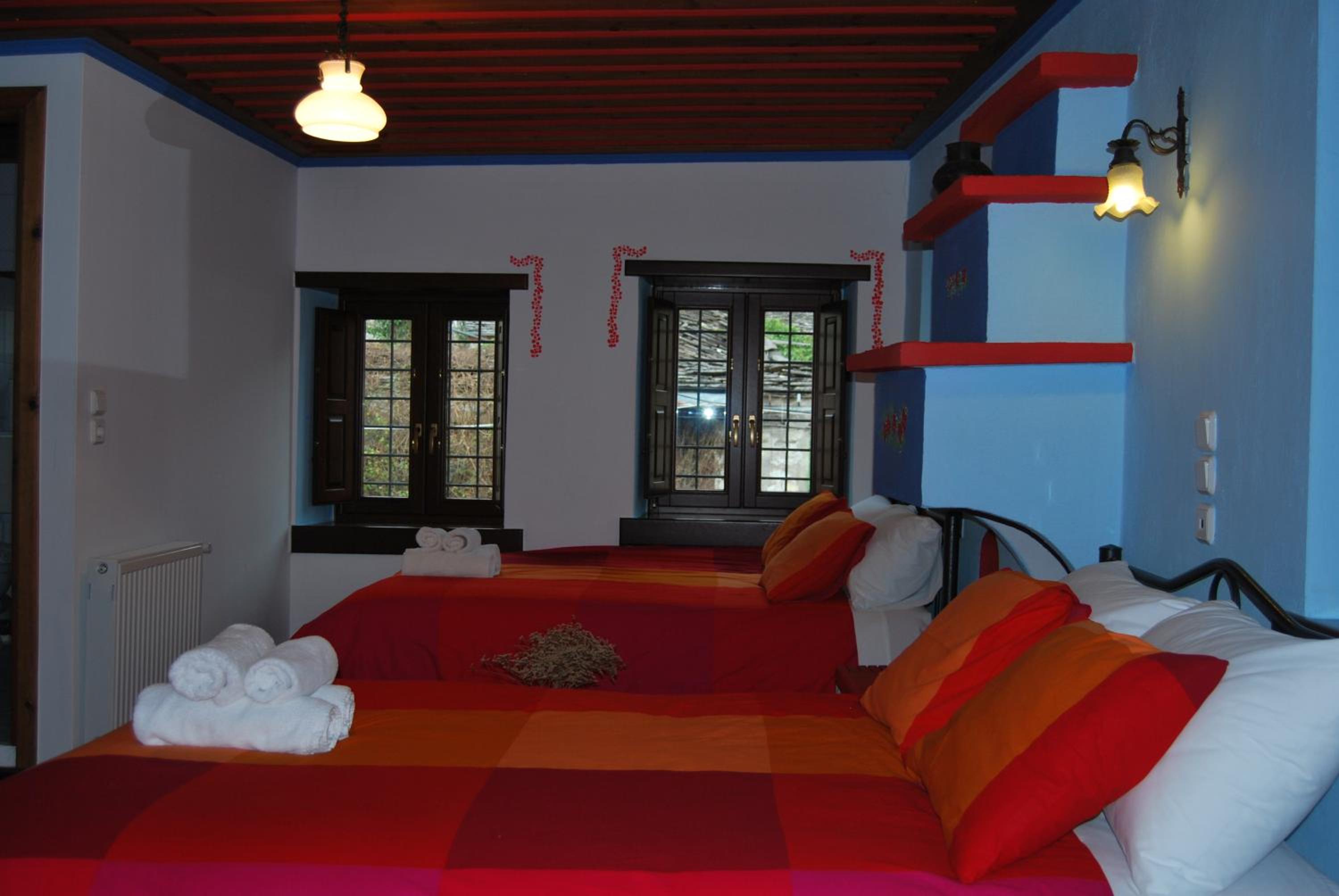 Quadruple Room - Photo 2