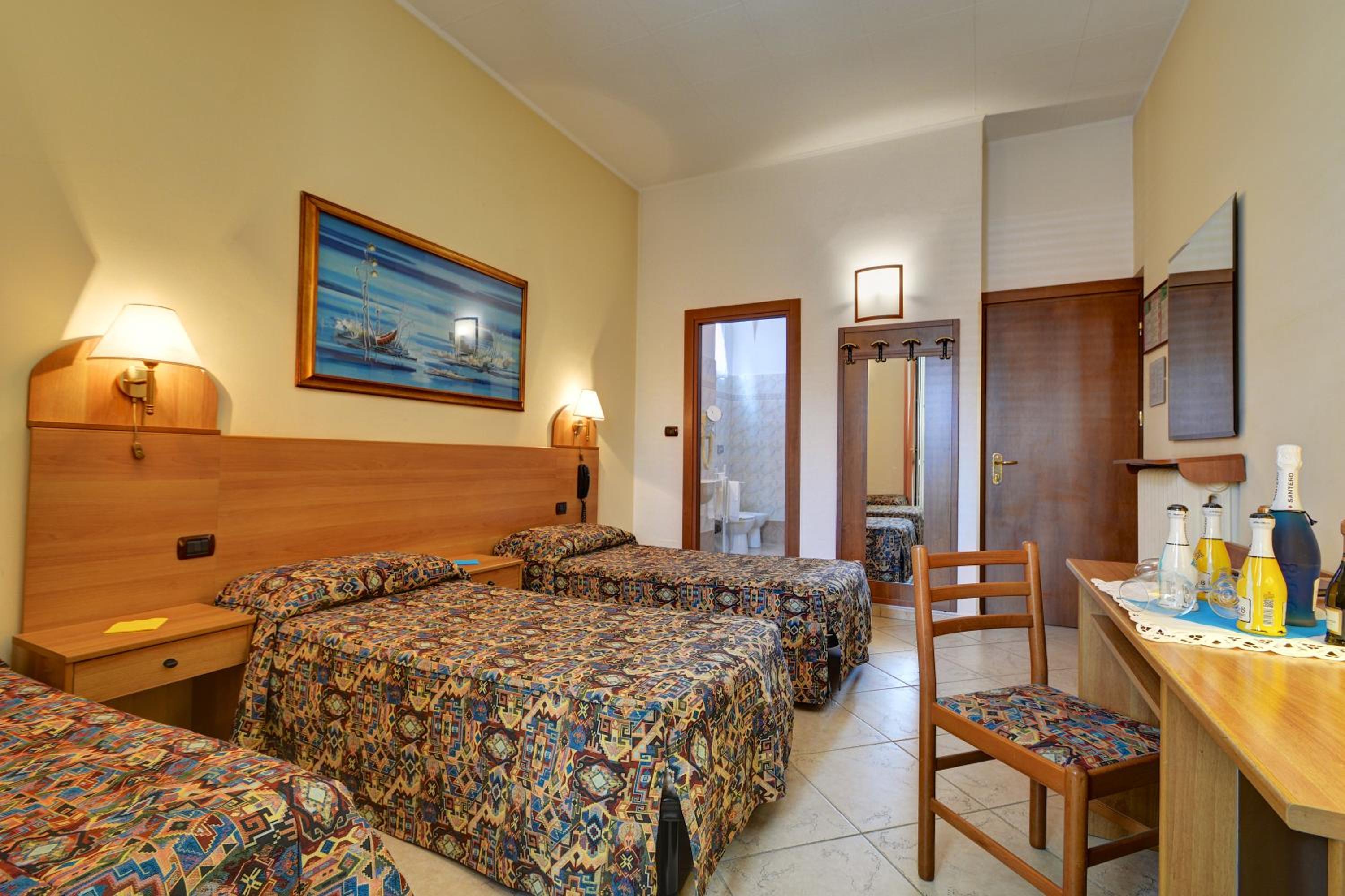 Triple Room - Photo 3