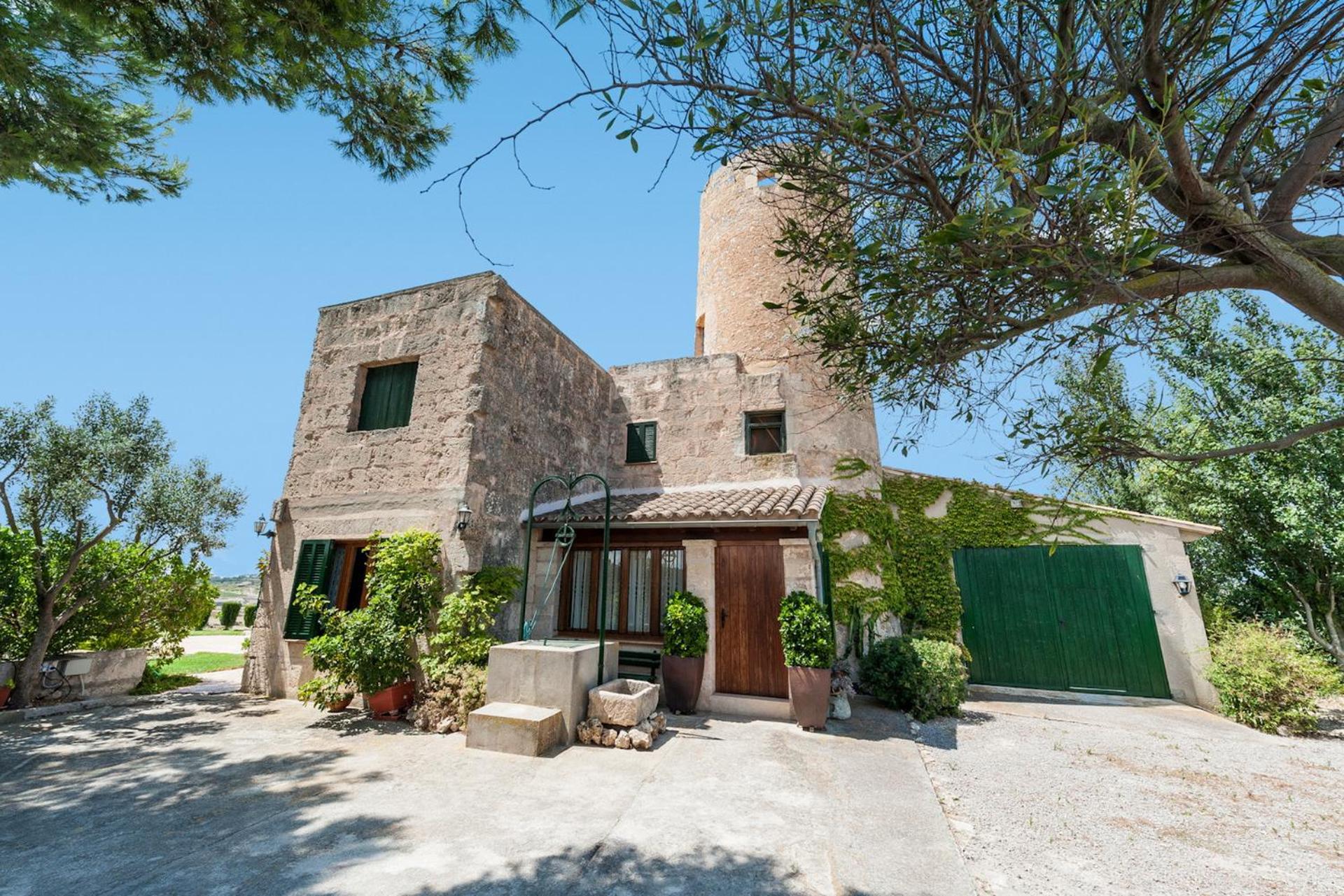 Villa with Private Pool photo 3