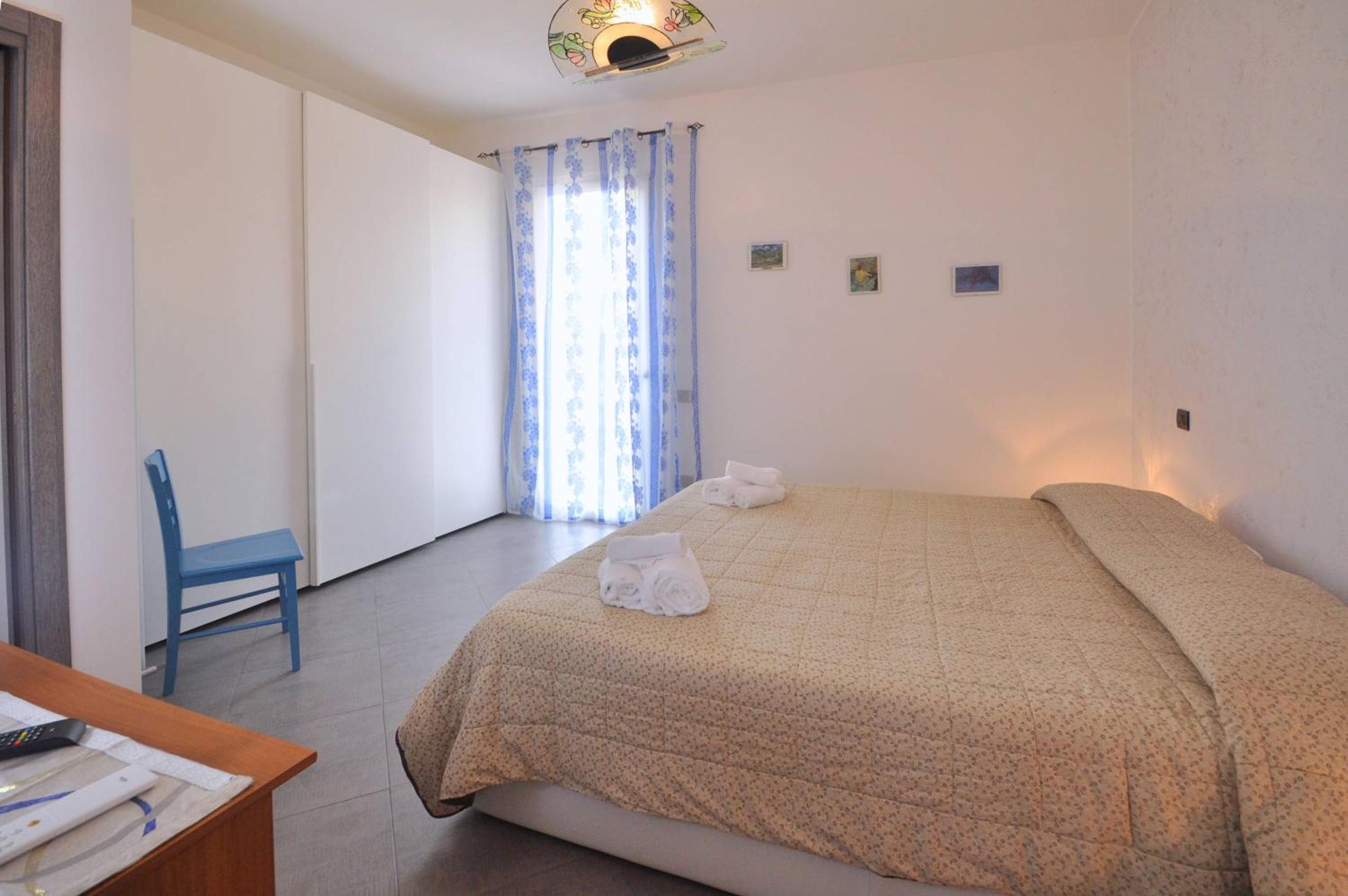 Deluxe Double or Twin Room photo 2