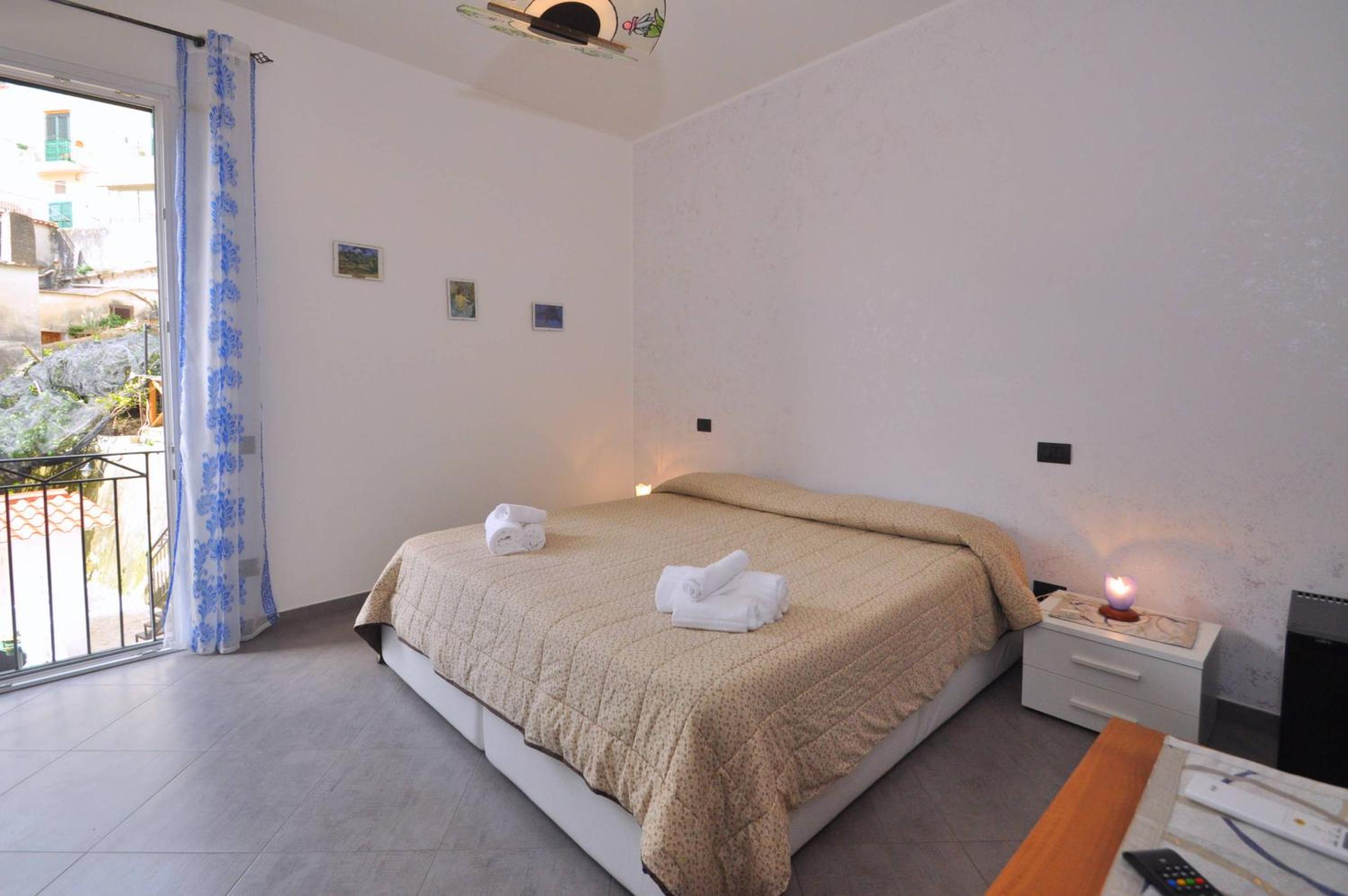 Deluxe Double or Twin Room photo 1
